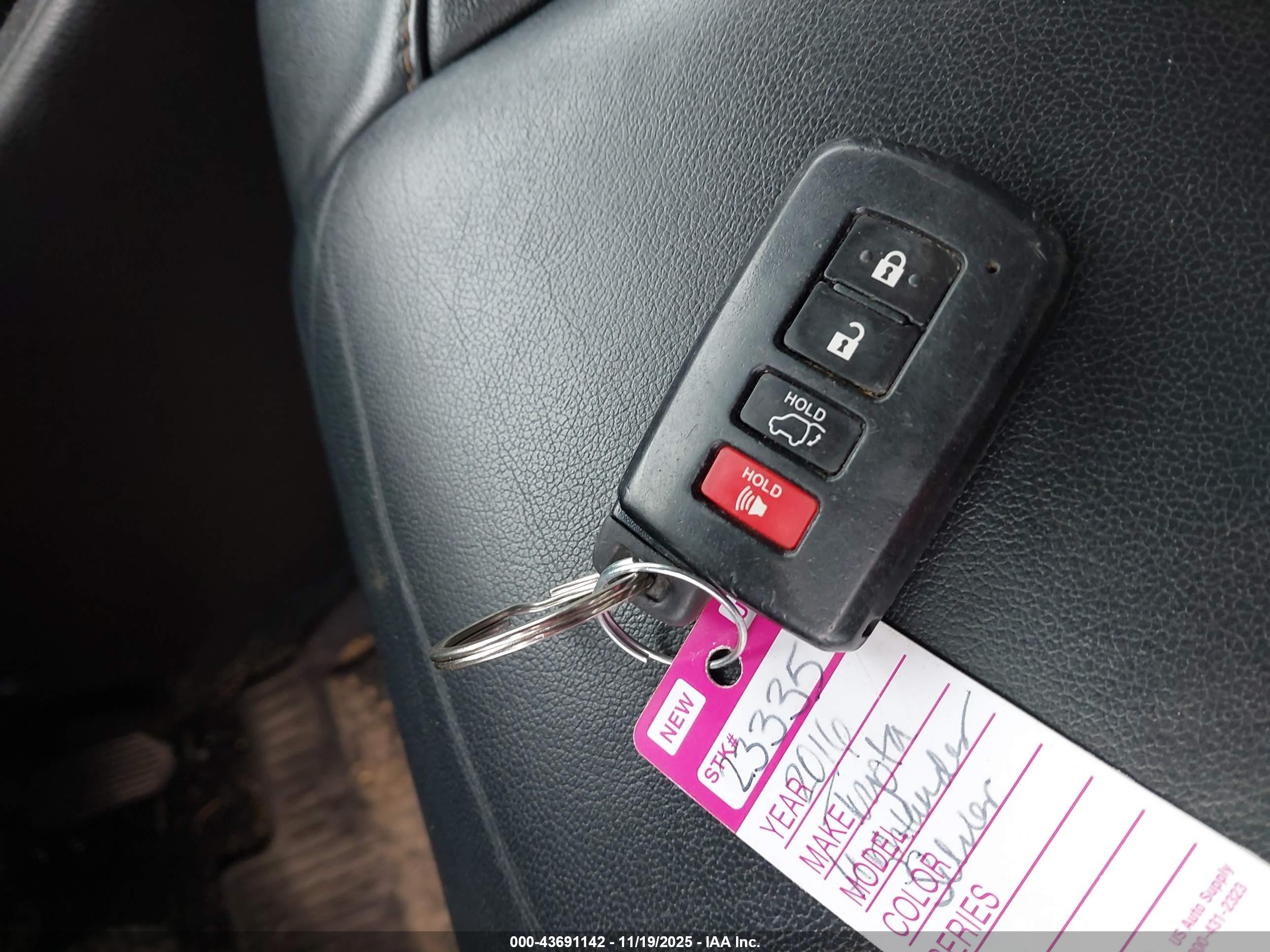 TOYOTA HIGHLANDER image 11