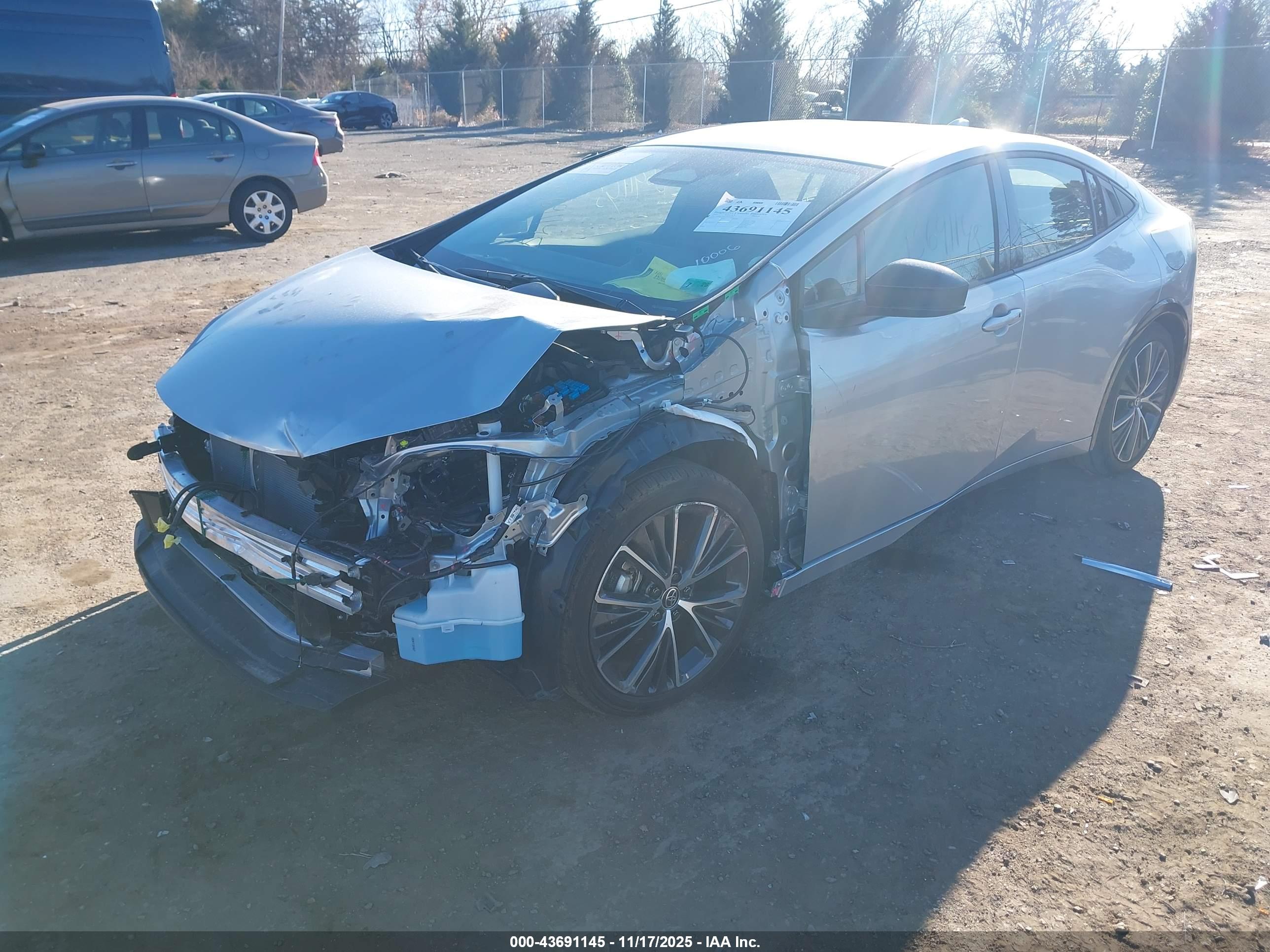 TOYOTA PRIUS image 2
