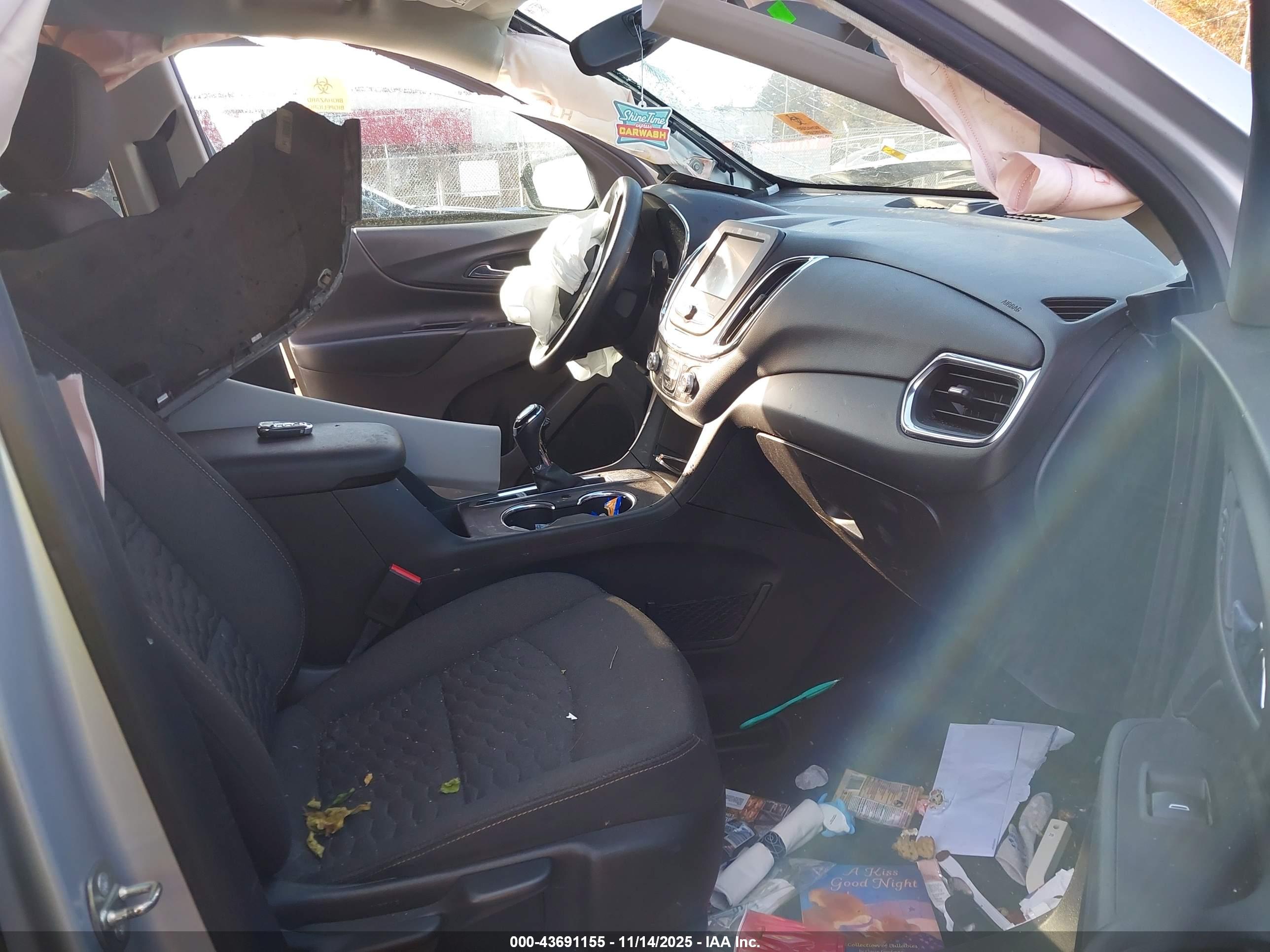 CHEVROLET EQUINOX image 5