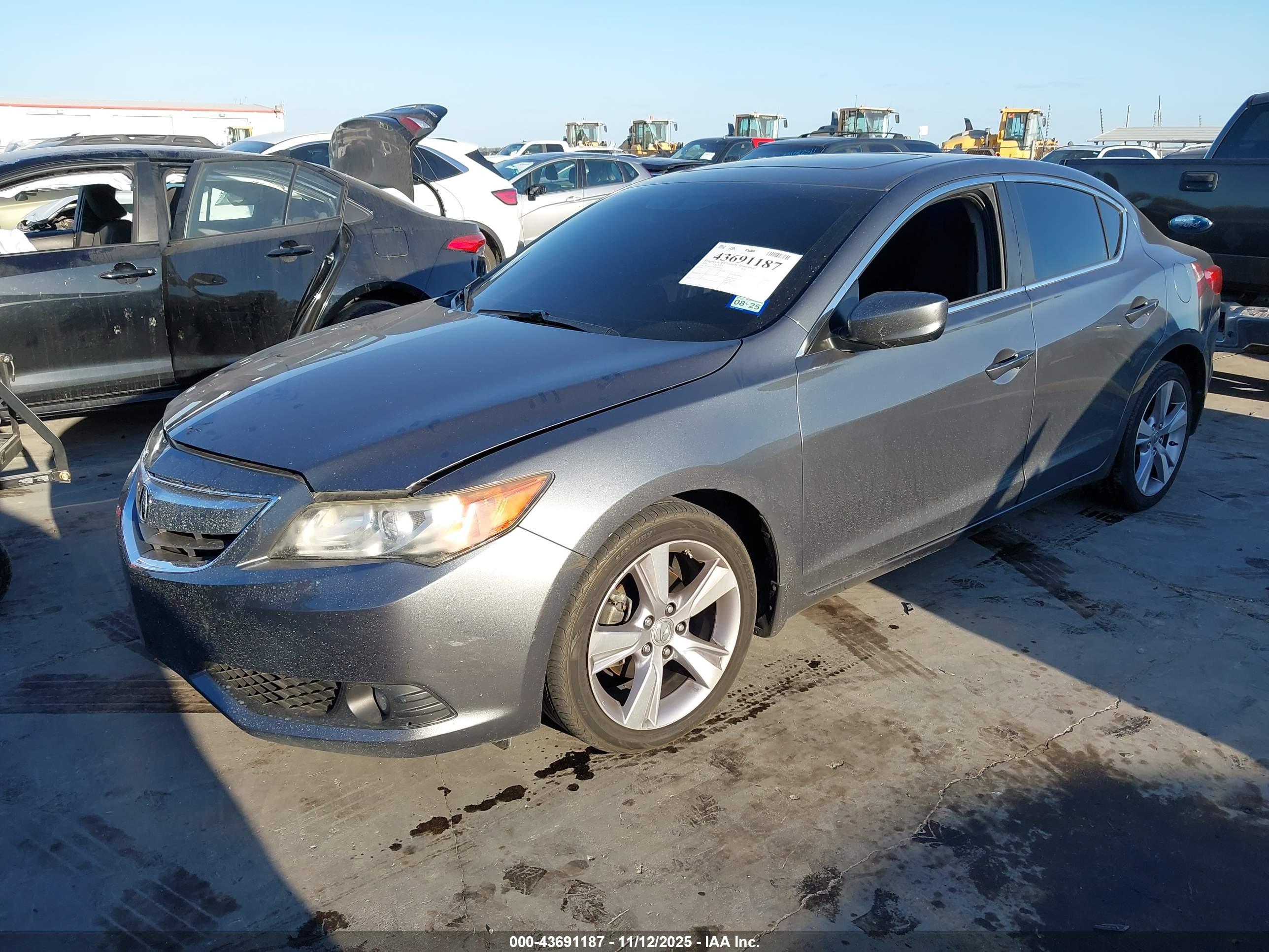 ACURA ILX image 2
