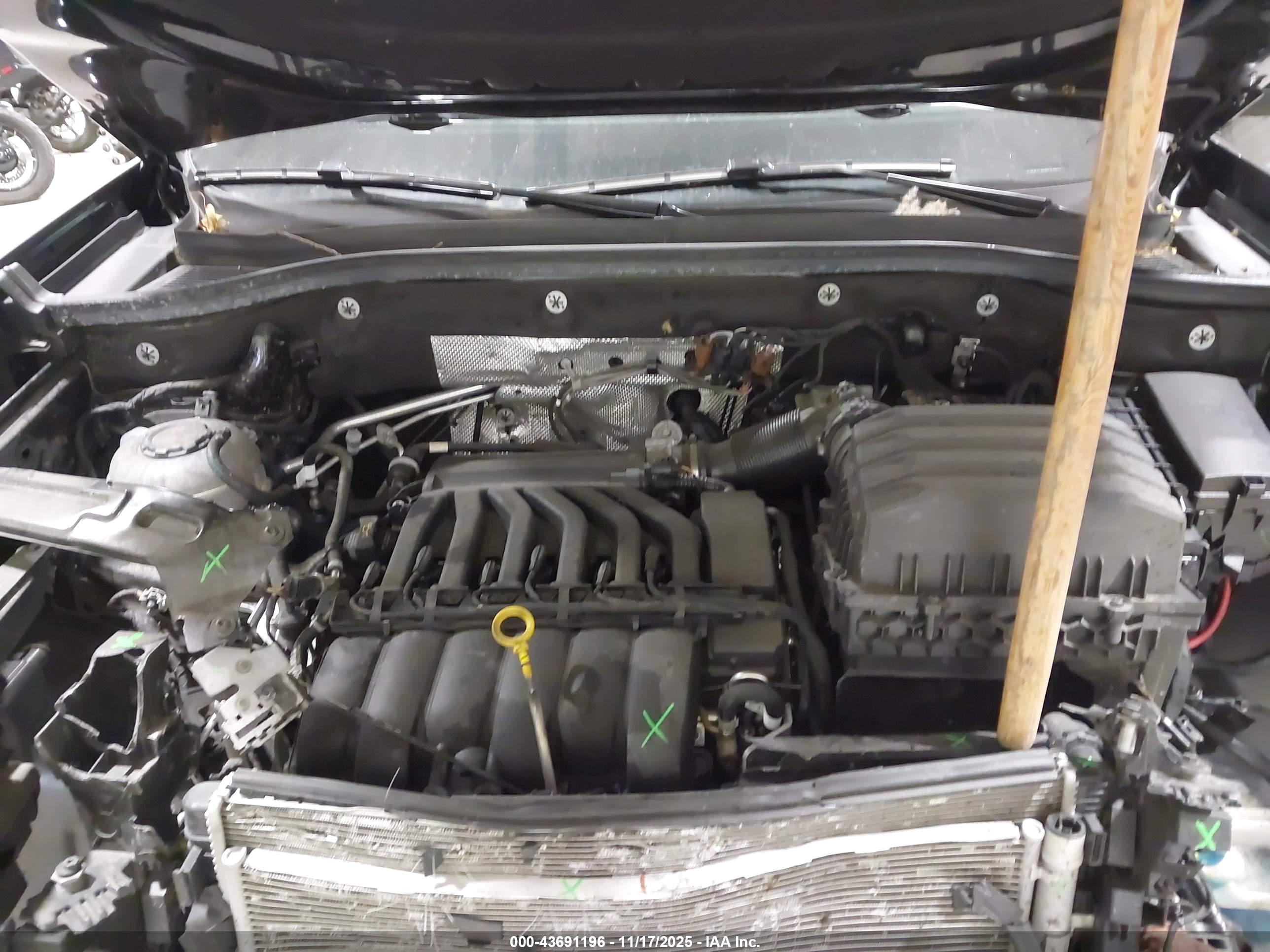 VOLKSWAGEN ATLAS image 10