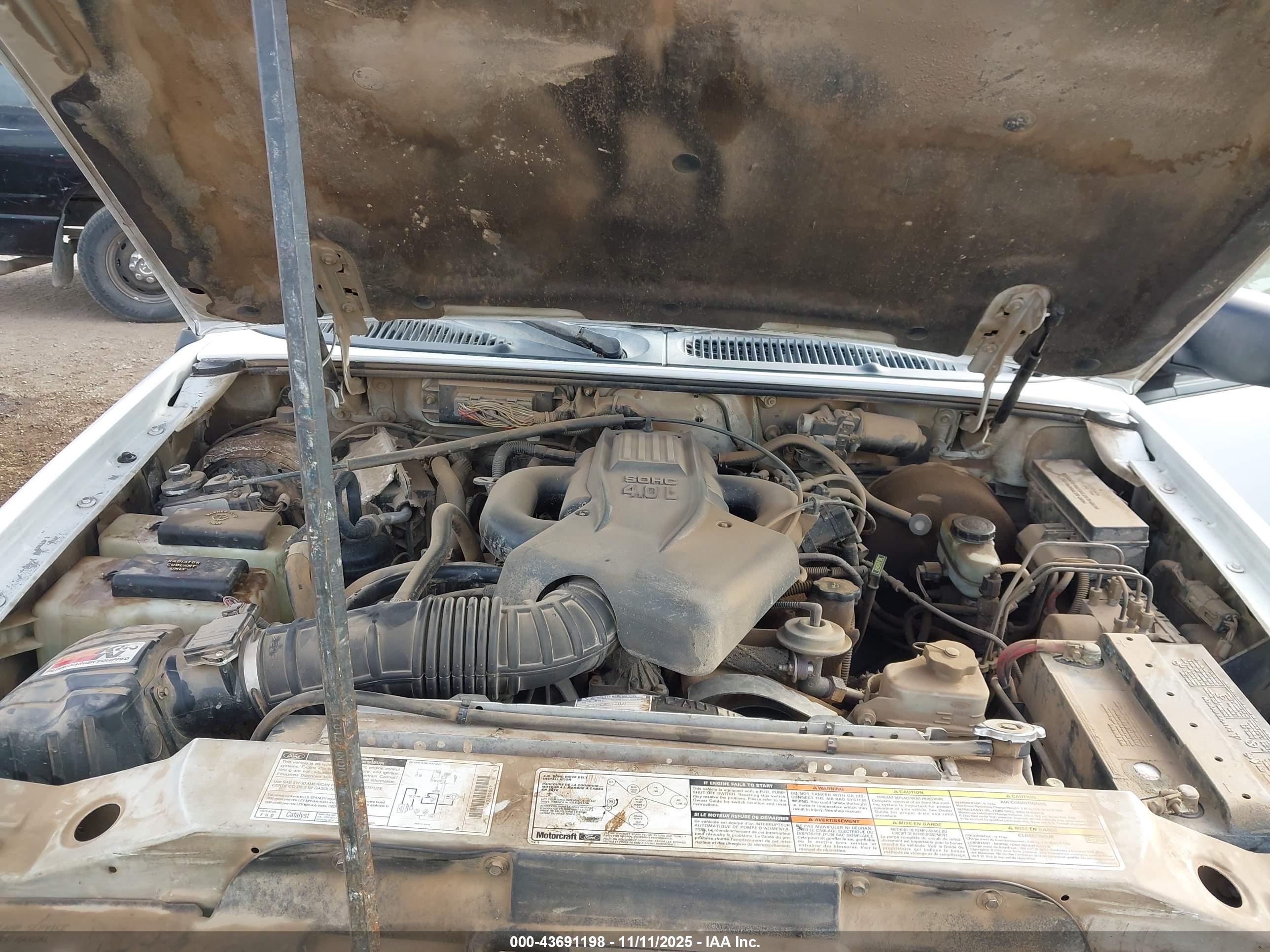 FORD EXPLORER image 10