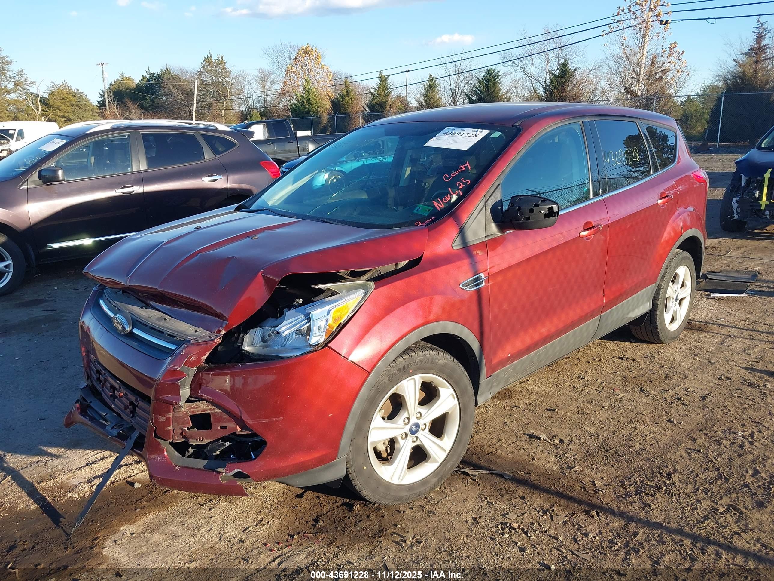 FORD ESCAPE image 2