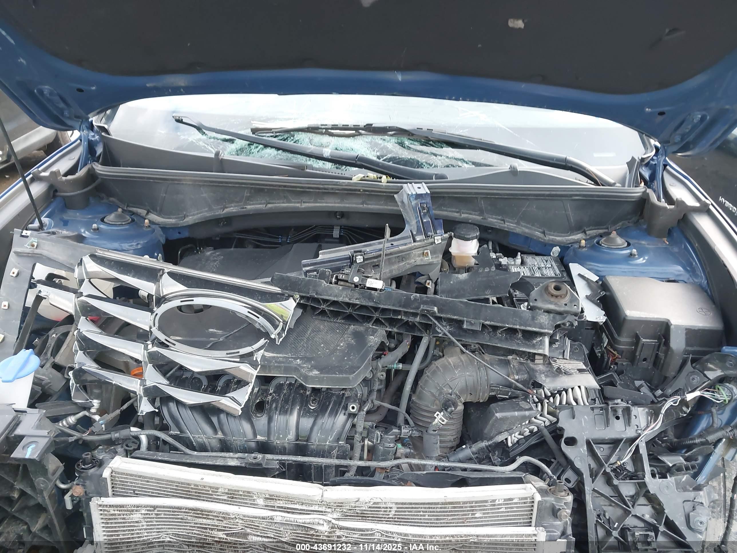 HYUNDAI TUCSON image 10