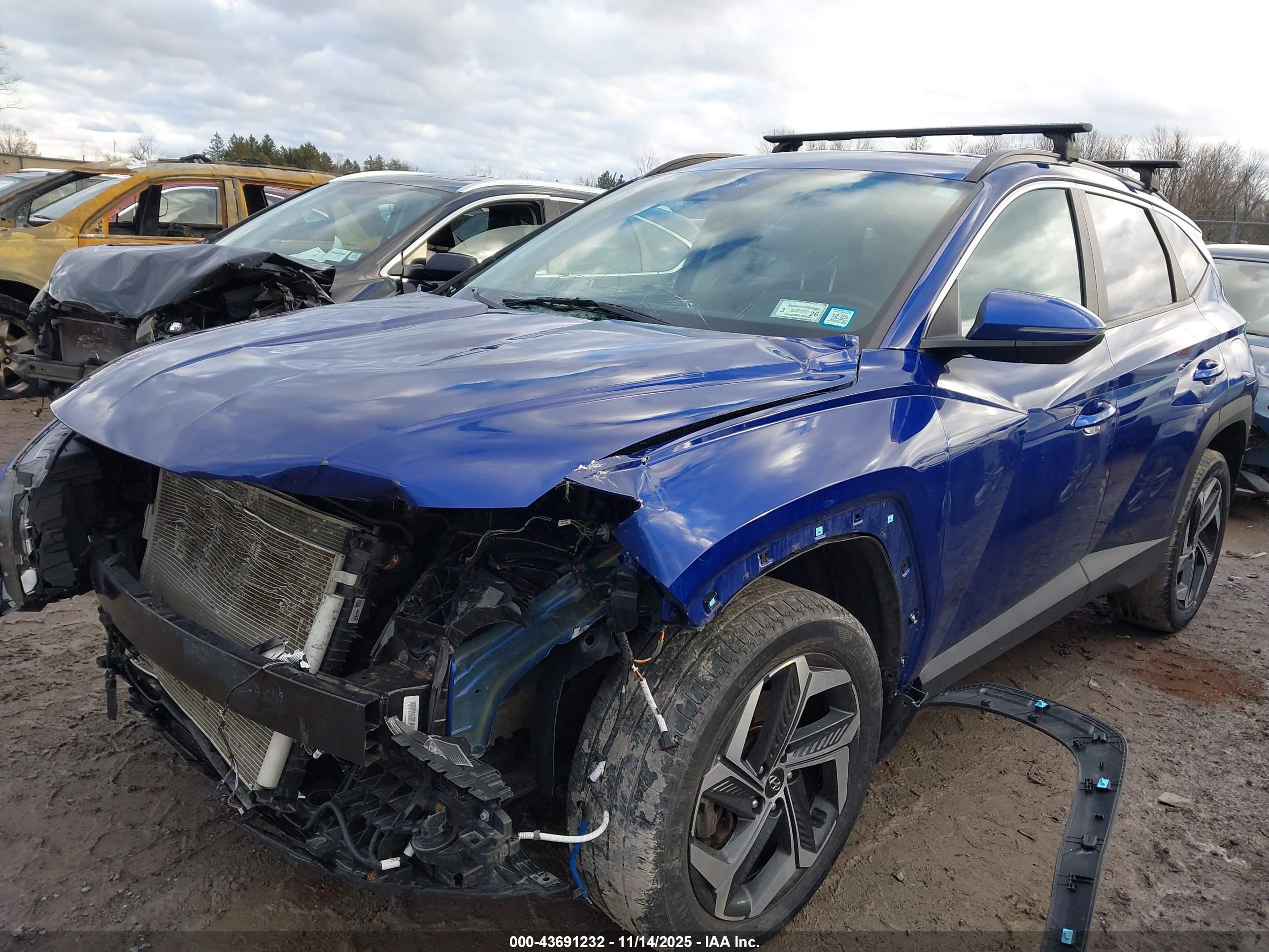 HYUNDAI TUCSON image 2