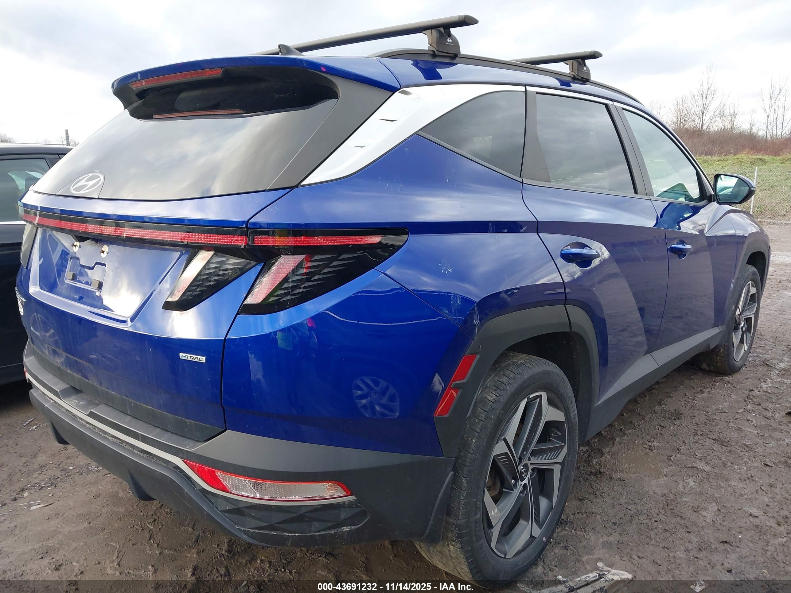 HYUNDAI TUCSON image 4
