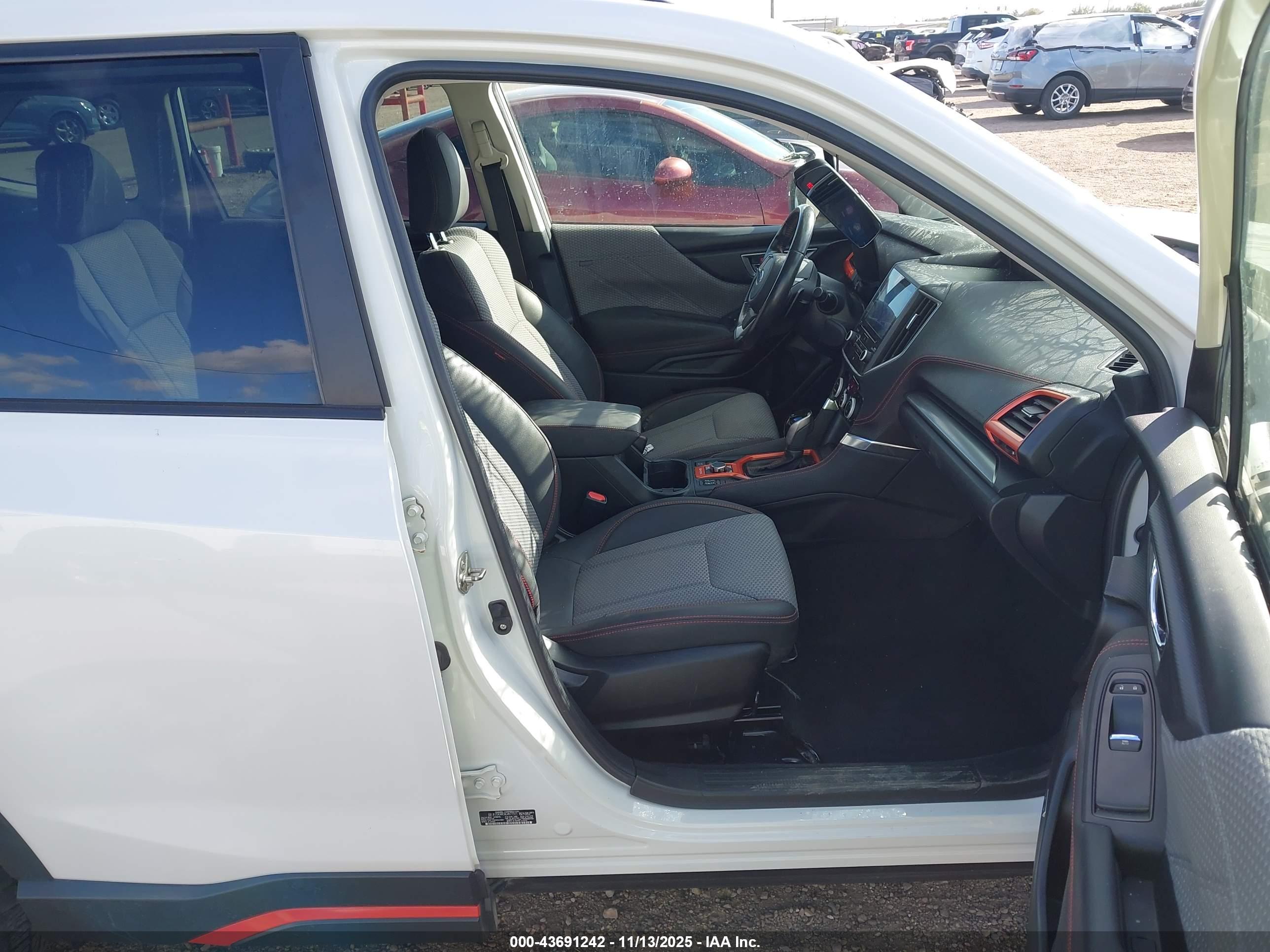 SUBARU FORESTER image 5
