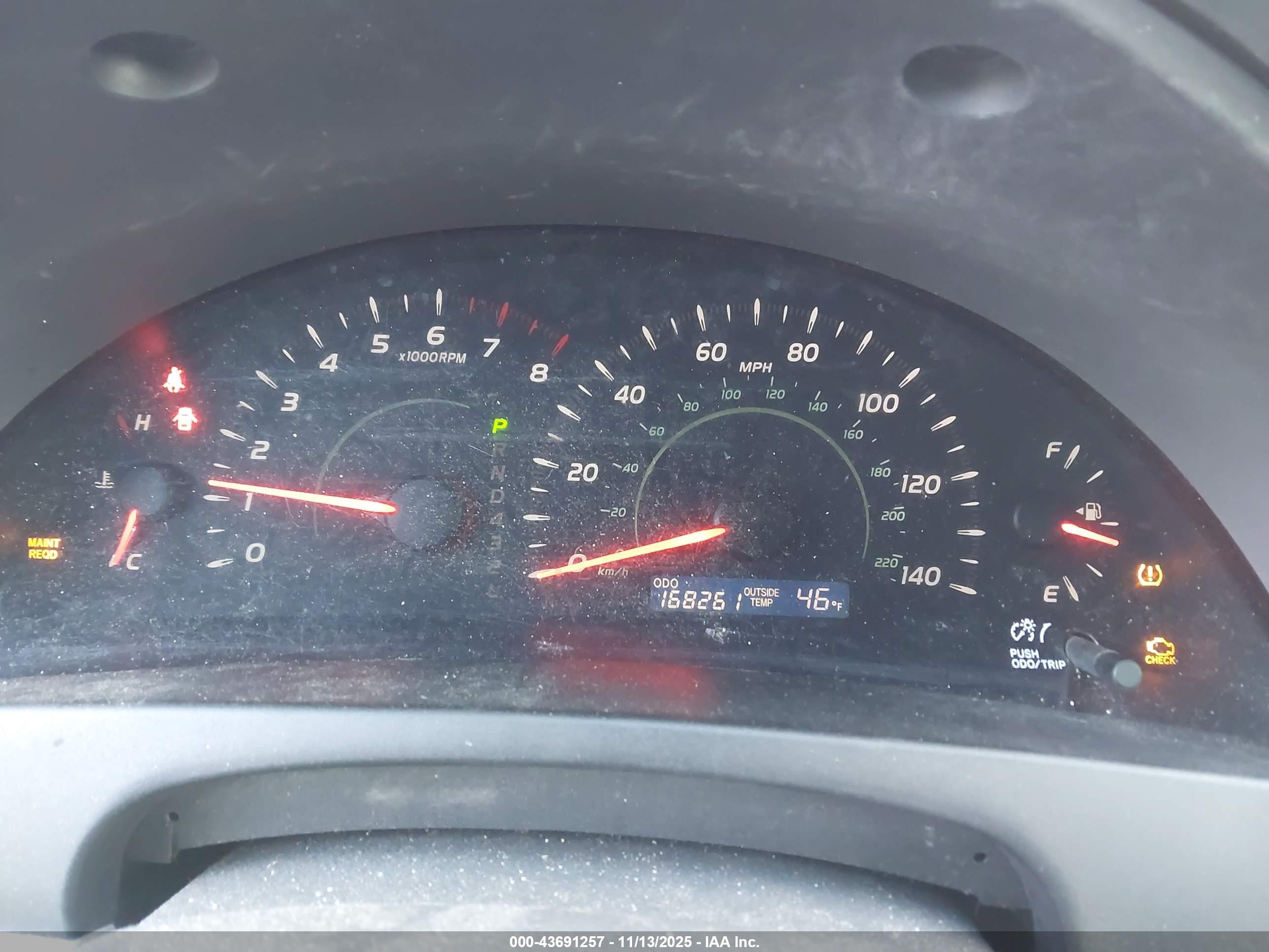 TOYOTA CAMRY image 7