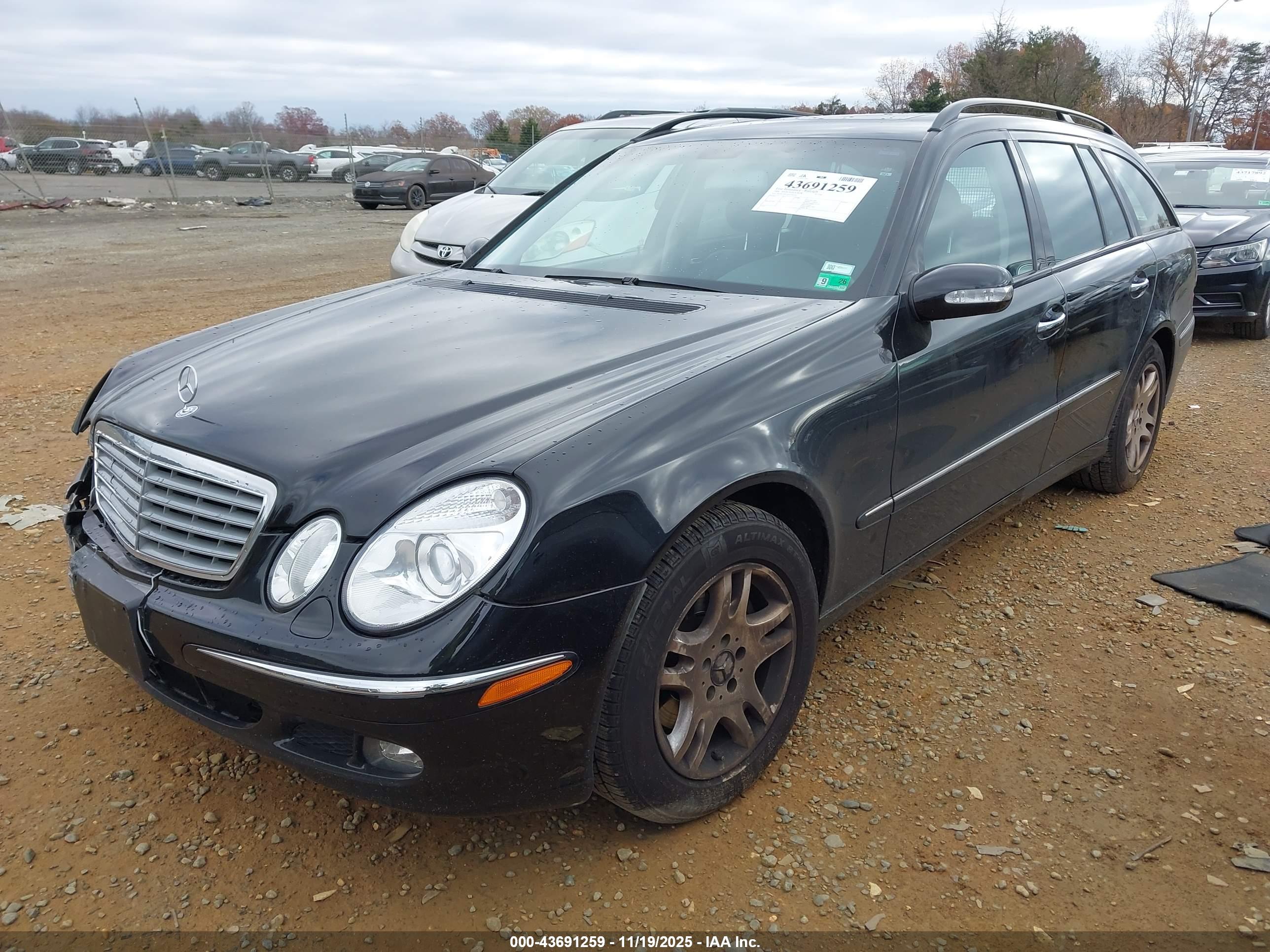 MERCEDES-BENZ E image 2