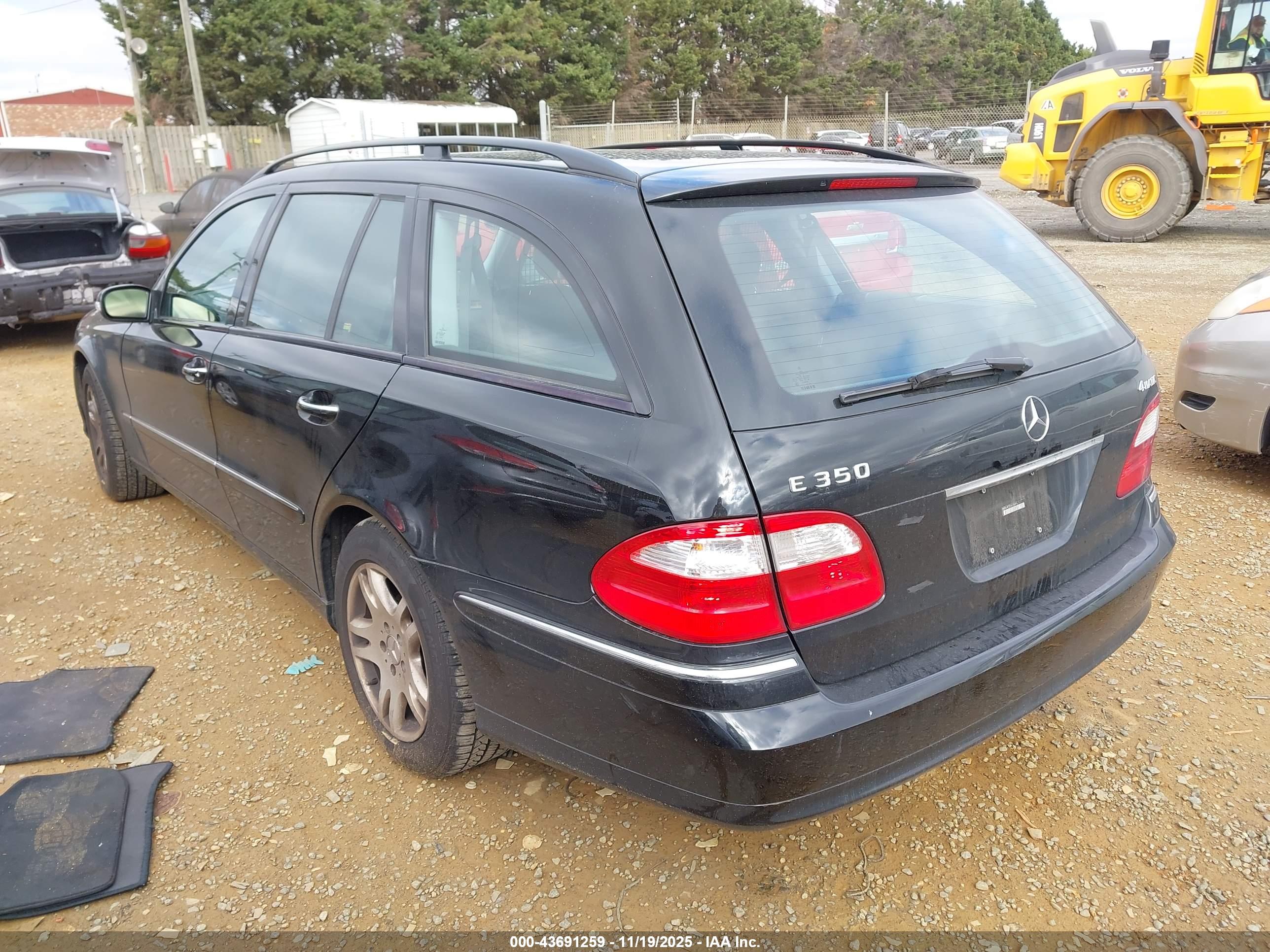 MERCEDES-BENZ E image 3