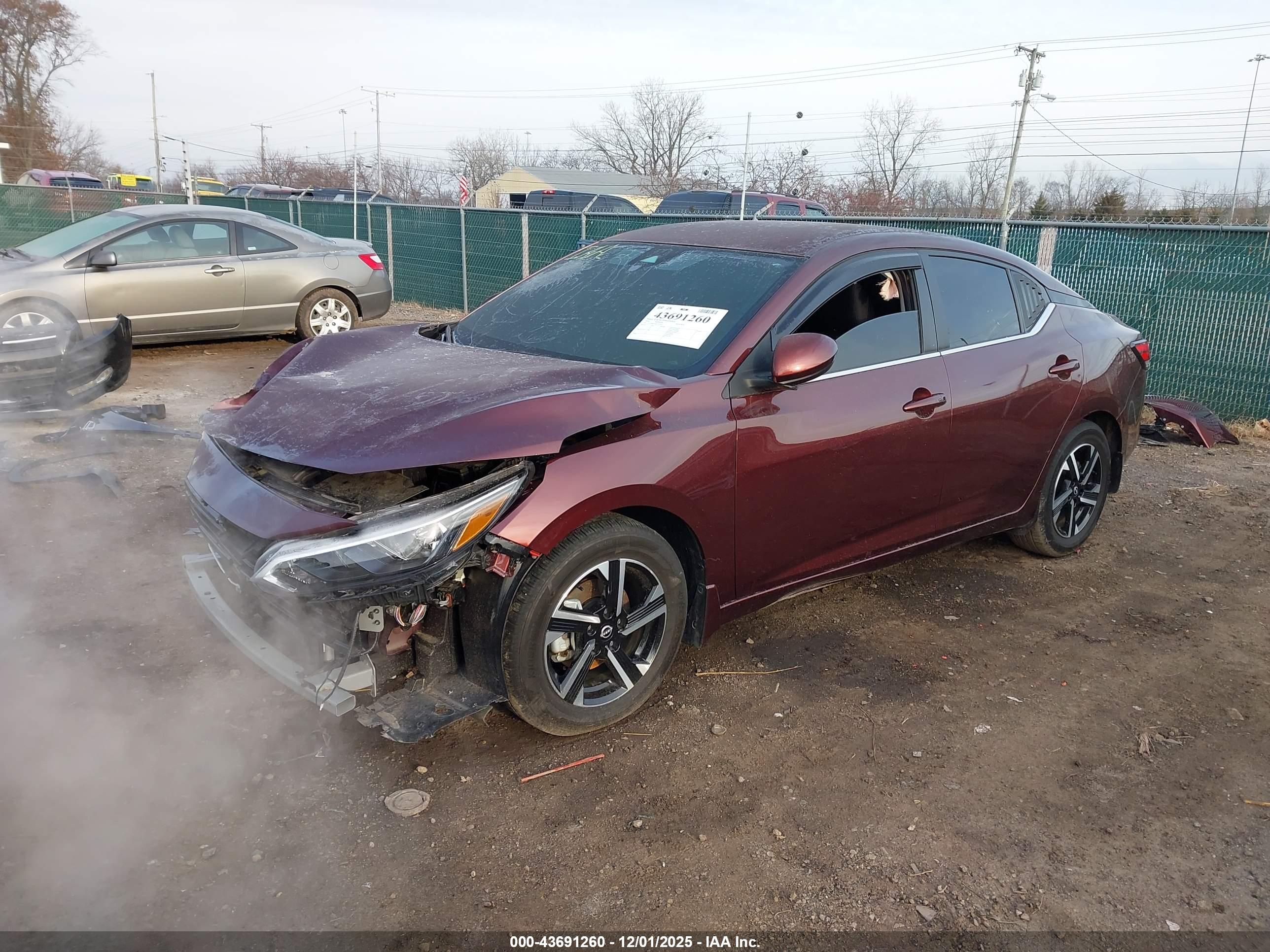 NISSAN SENTRA image 2