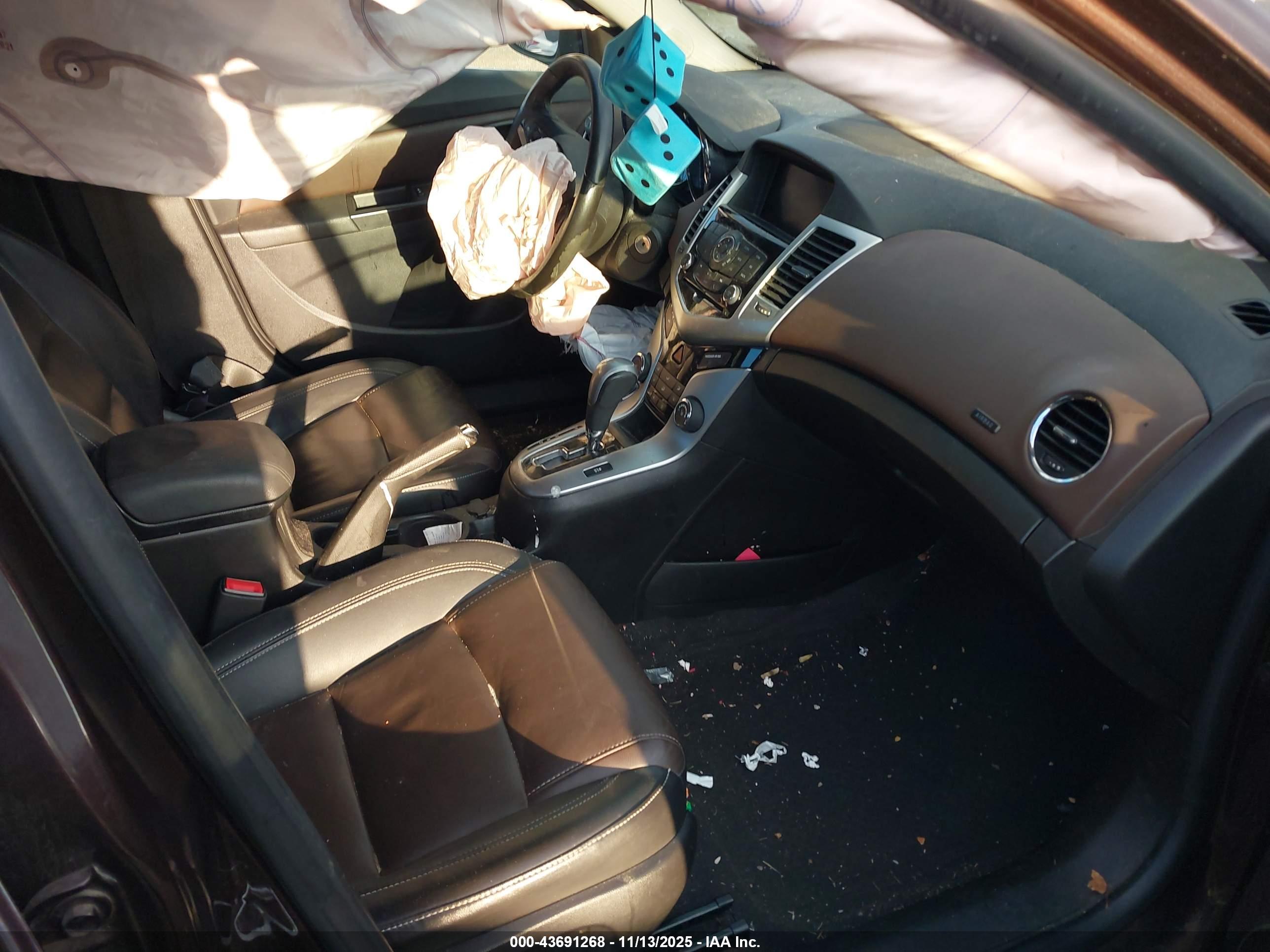 CHEVROLET CRUZE image 5
