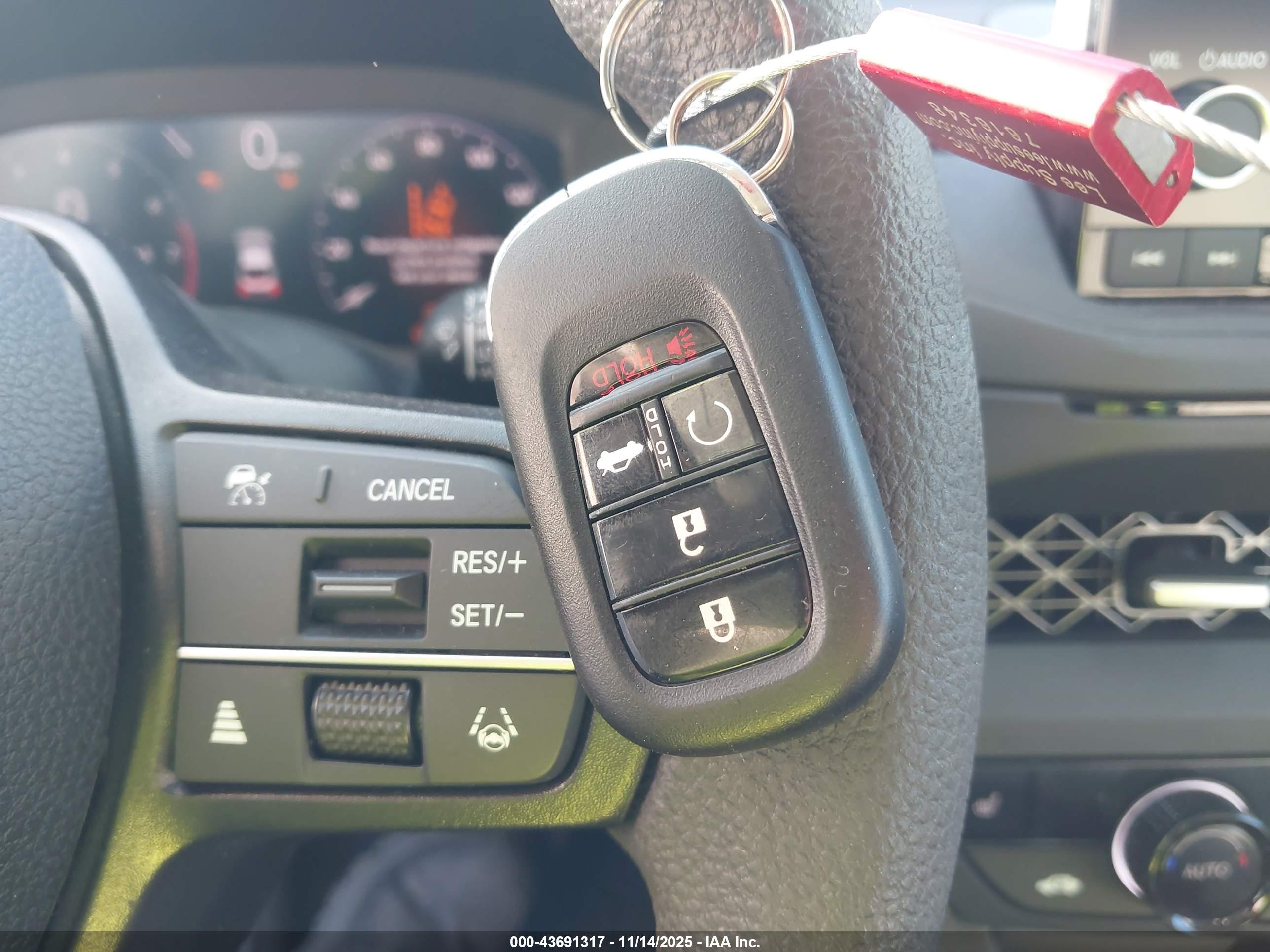 HONDA ACCORD image 11