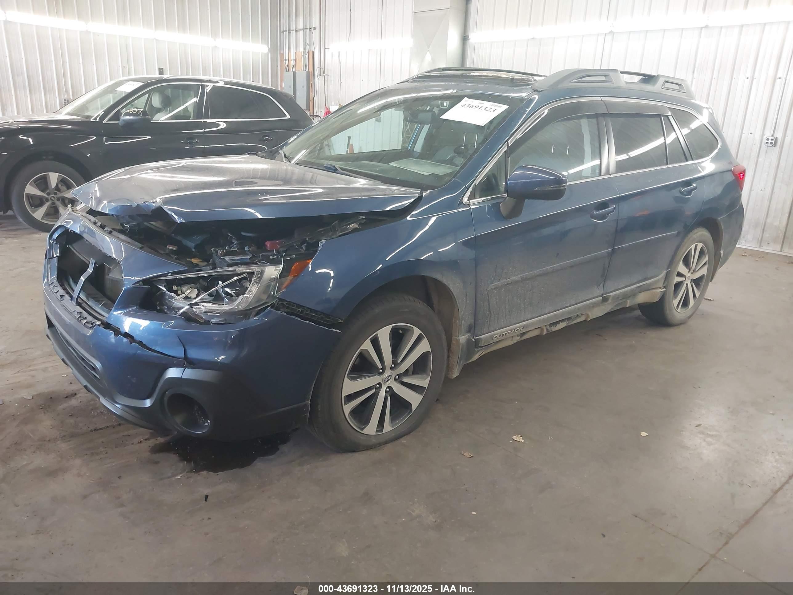 SUBARU OUTBACK image 2