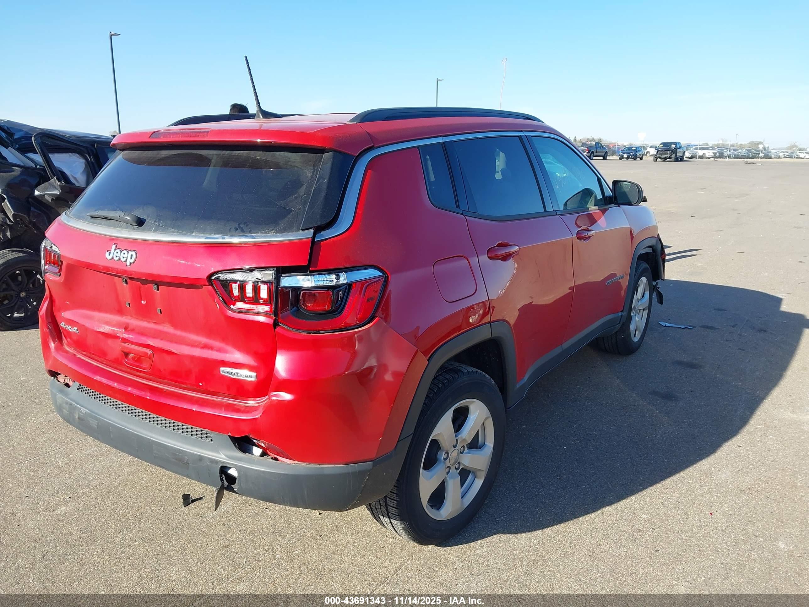 JEEP COMPASS image 4