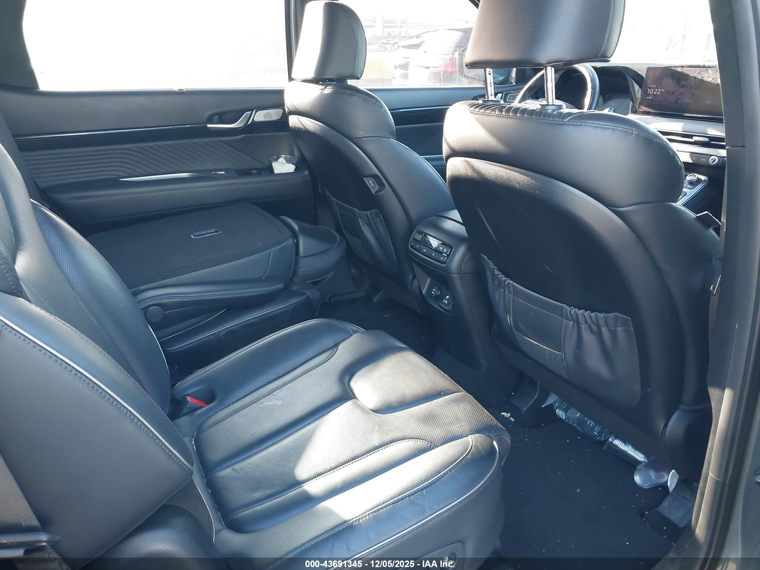 HYUNDAI PALISADE image 8