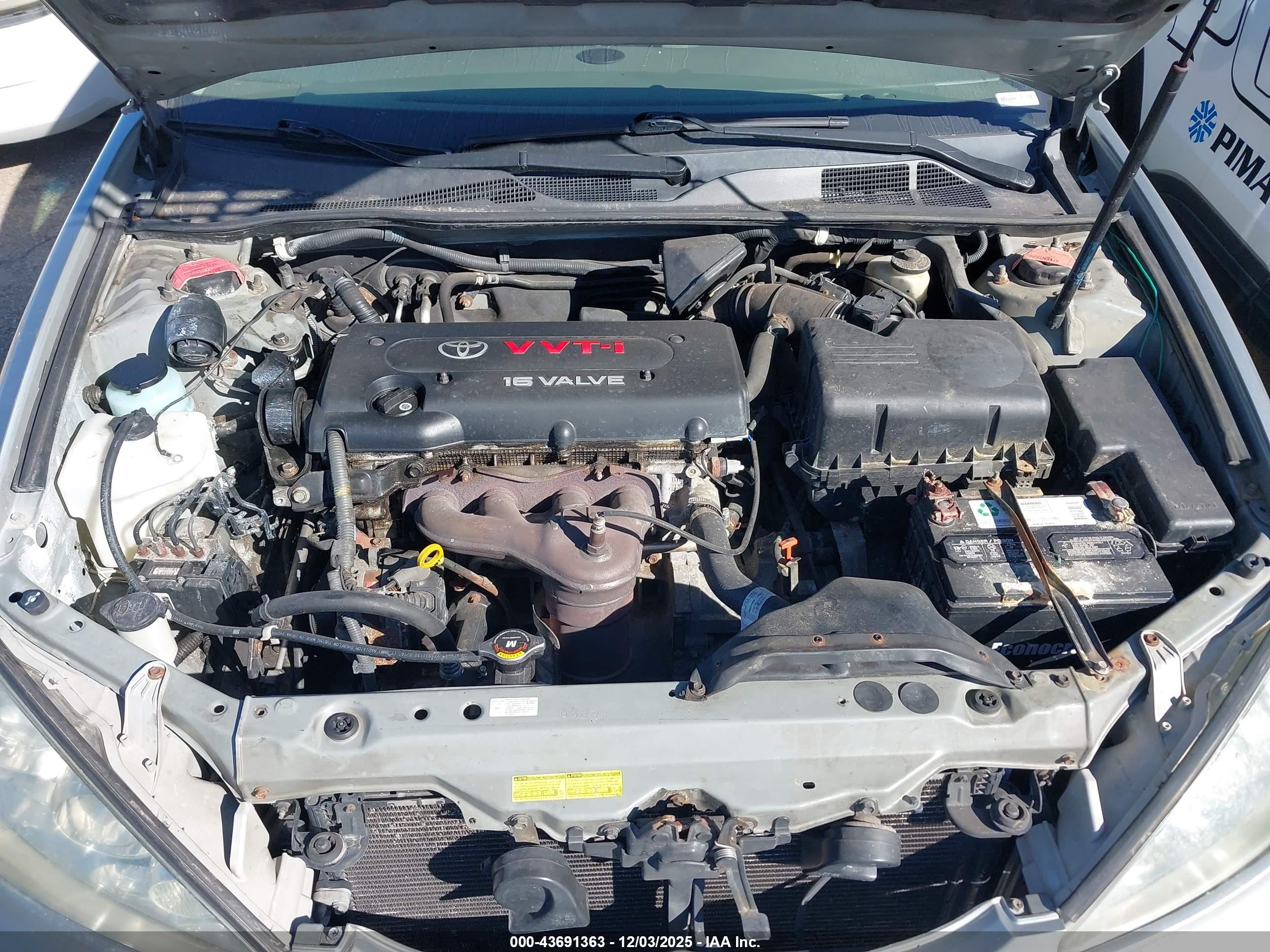 TOYOTA CAMRY image 10