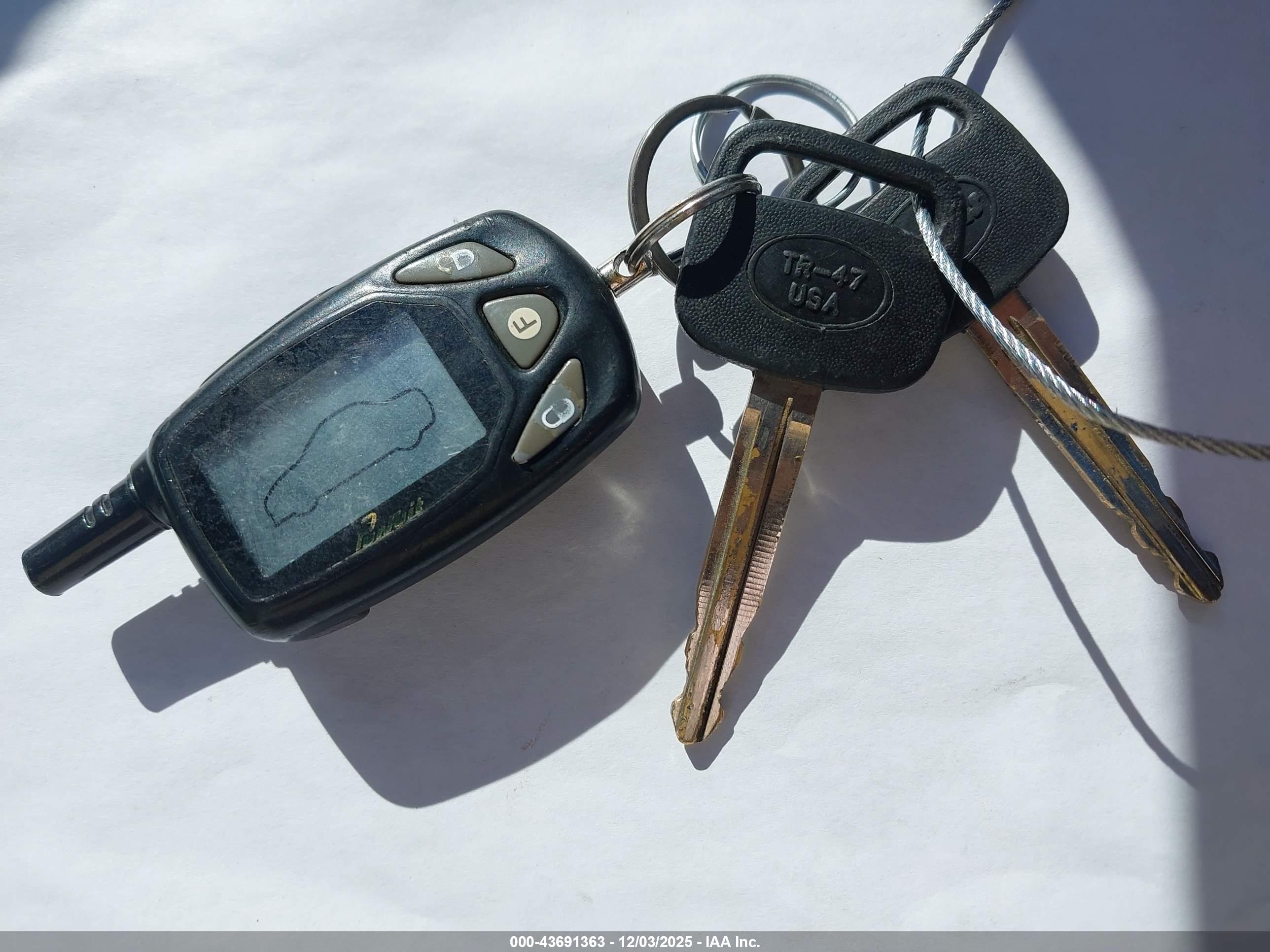 TOYOTA CAMRY image 11
