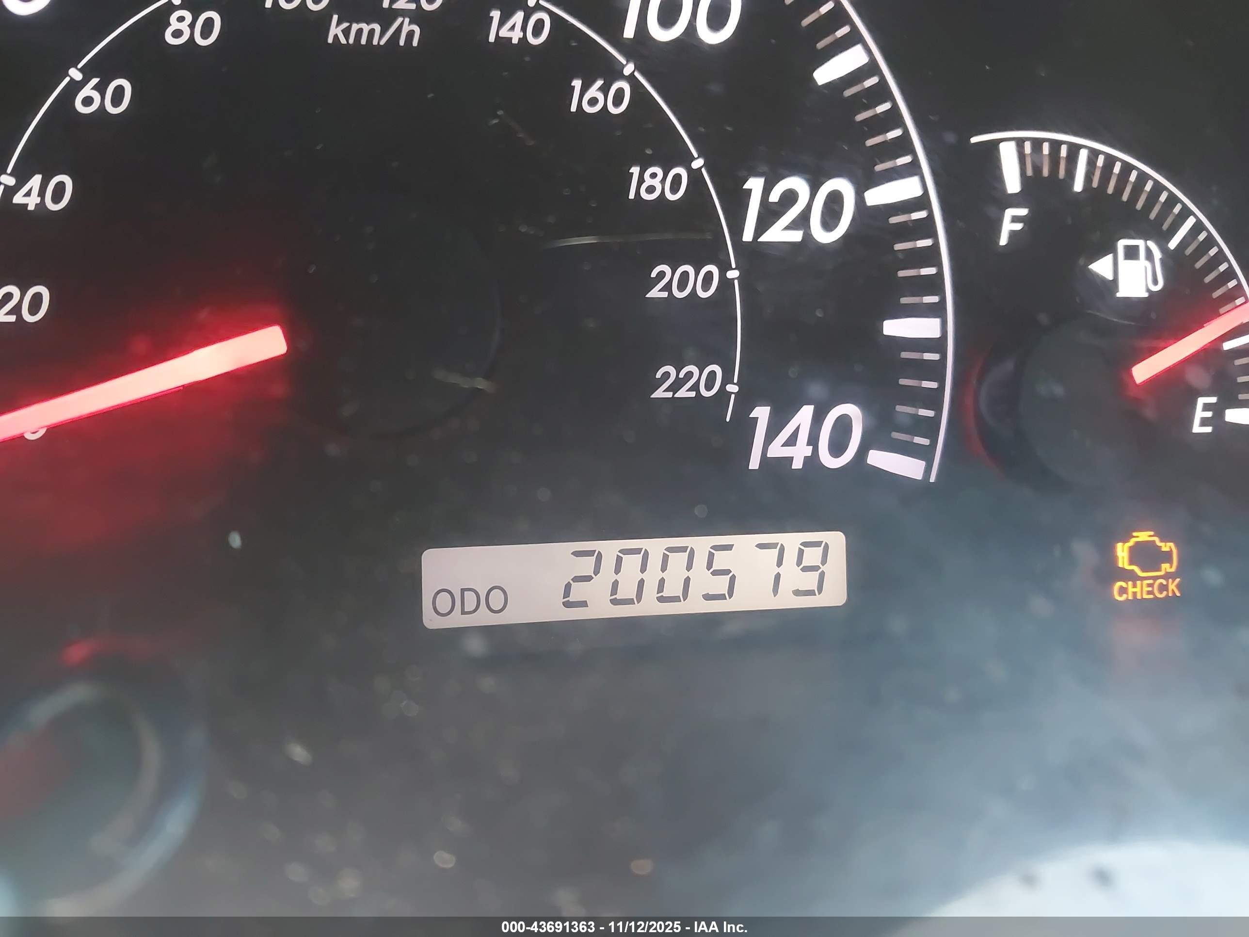 TOYOTA CAMRY image 7
