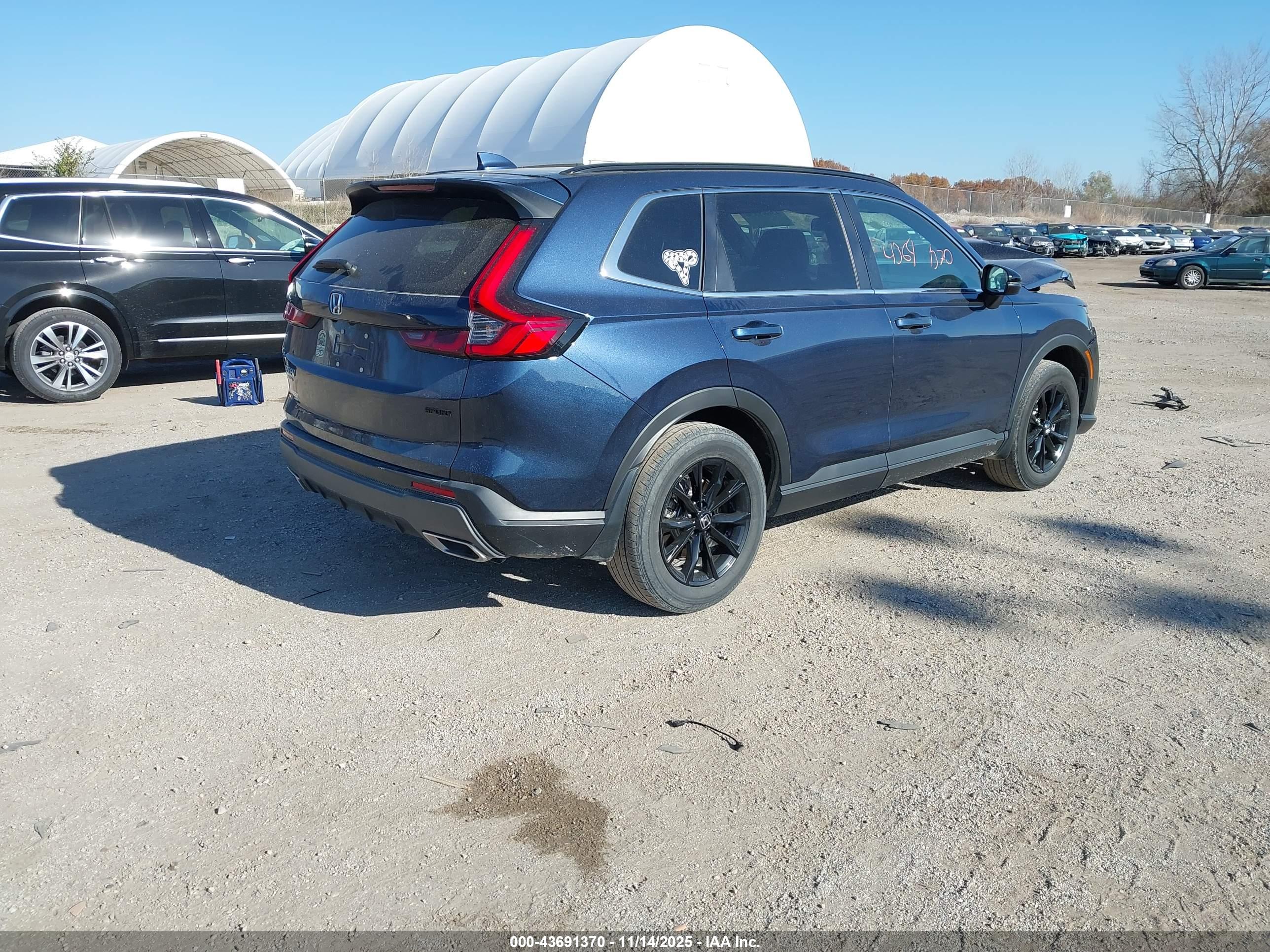 HONDA CR-V image 4