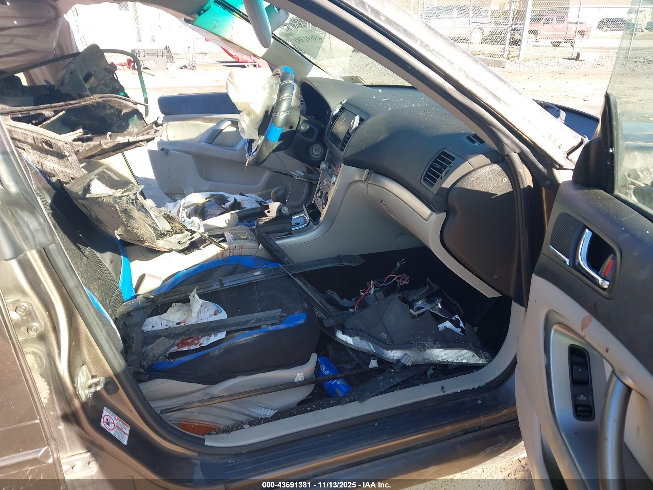 SUBARU LEGACY image 5