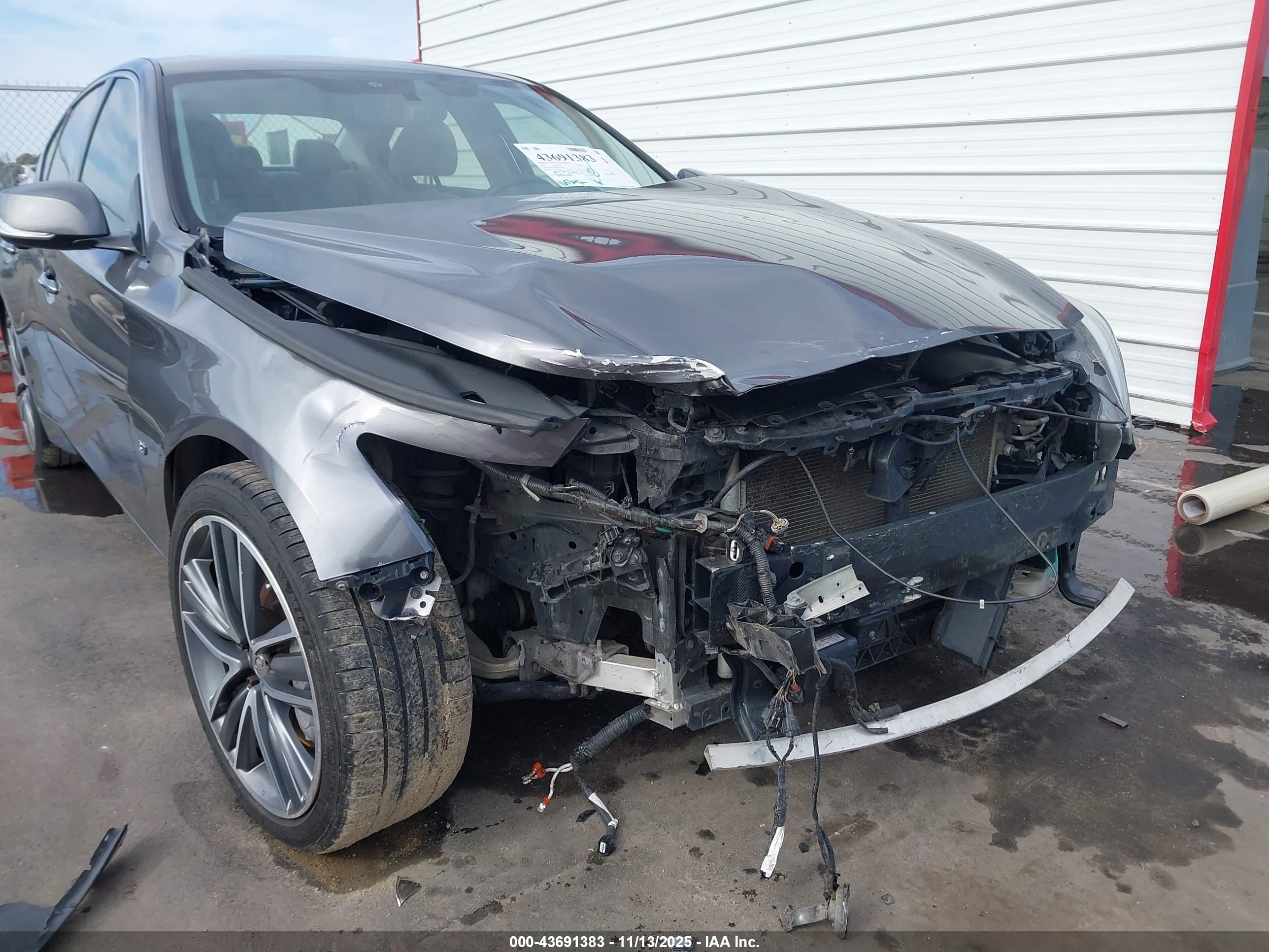 INFINITI Q50 image 6