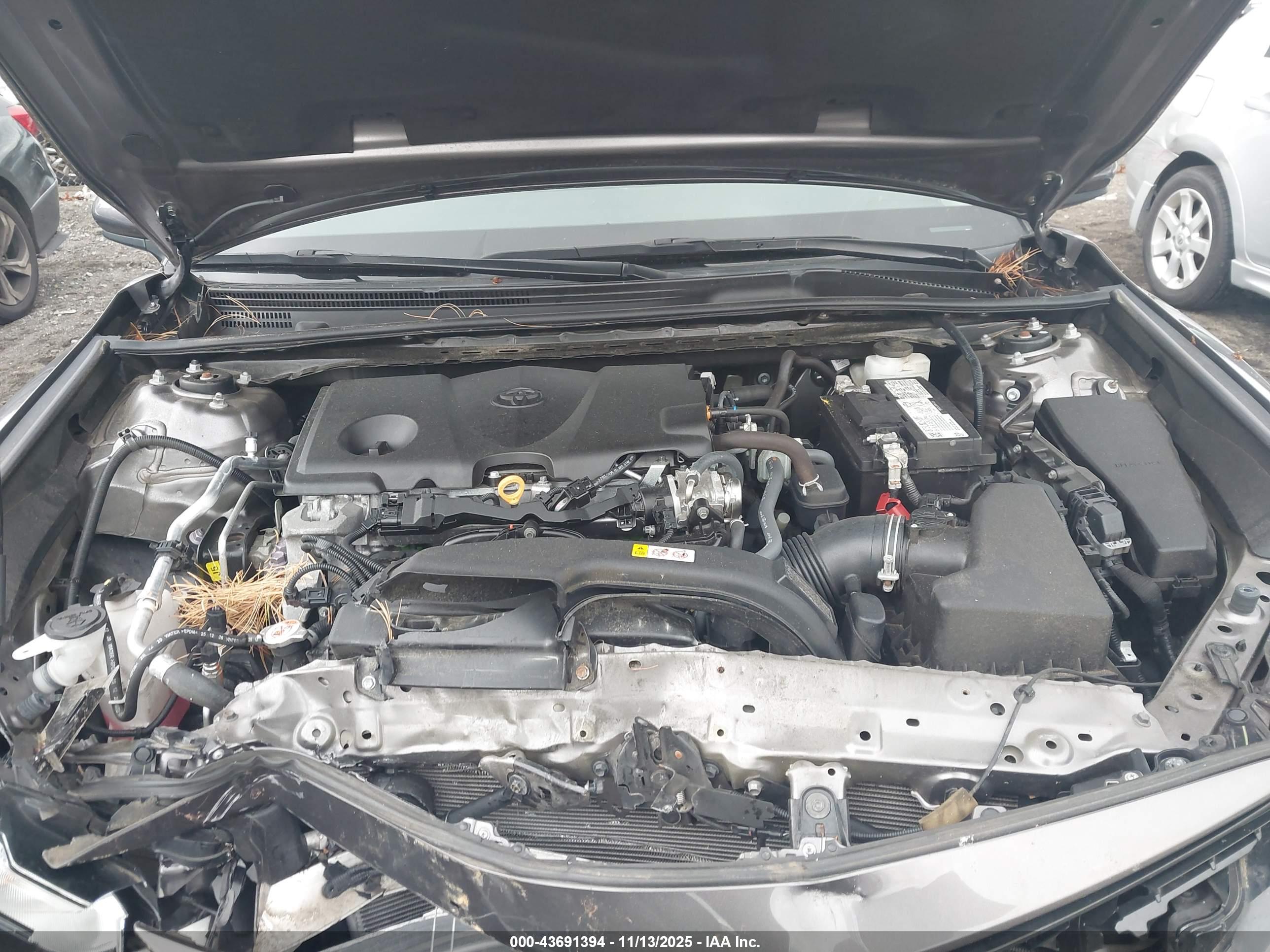 TOYOTA CAMRY image 10