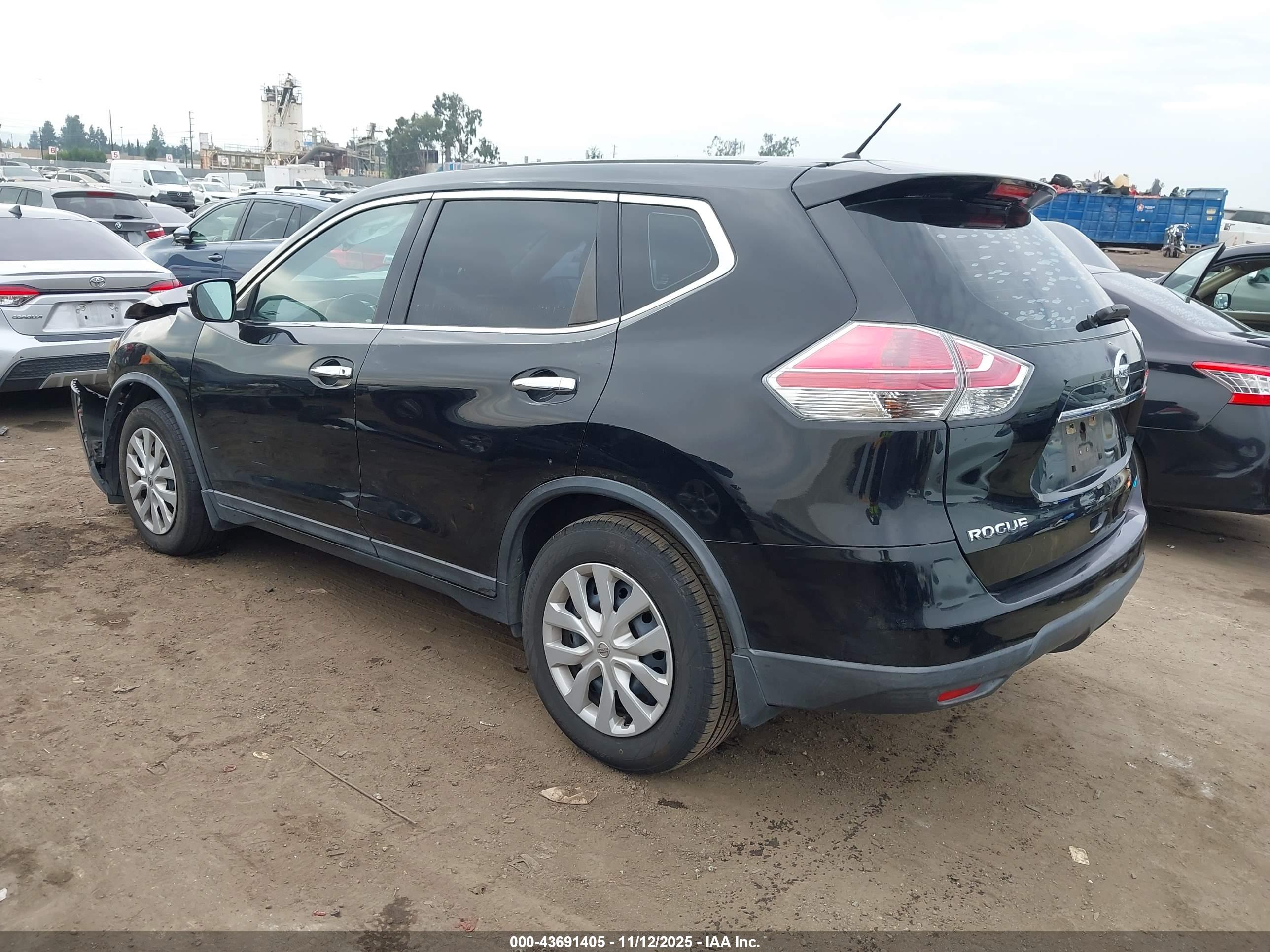 NISSAN ROGUE image 3