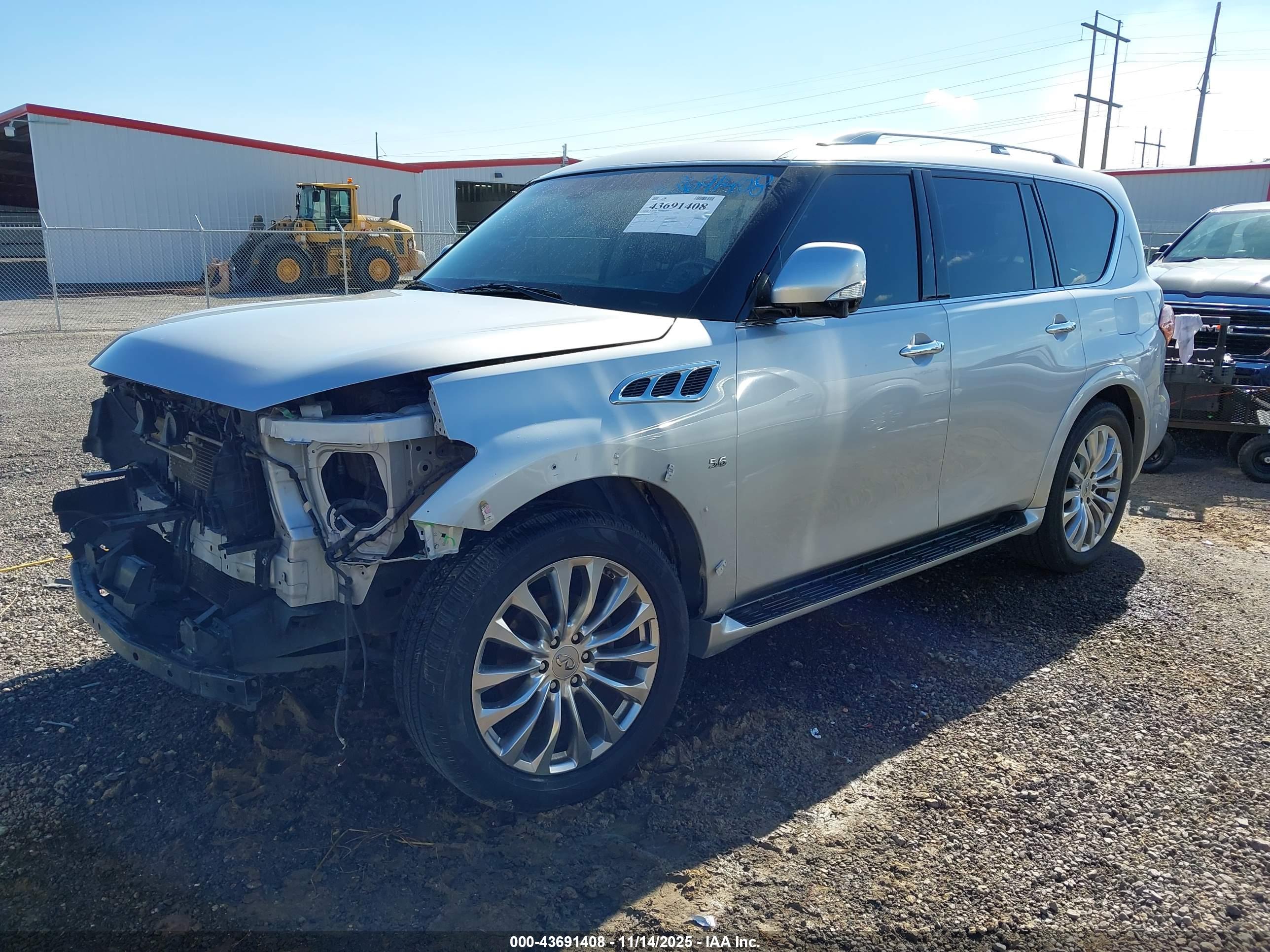 INFINITI QX80 image 2