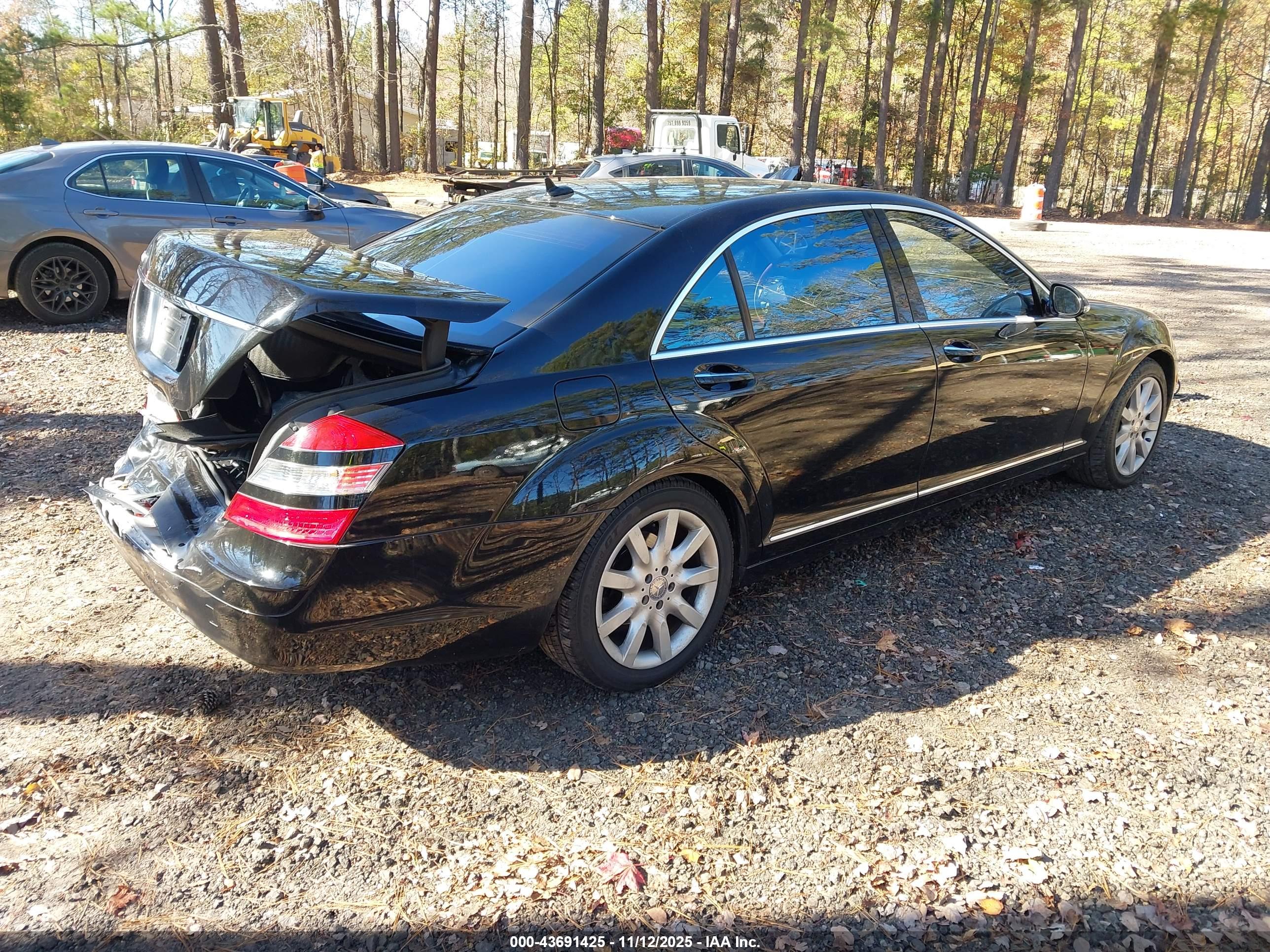 MERCEDES-BENZ S image 4