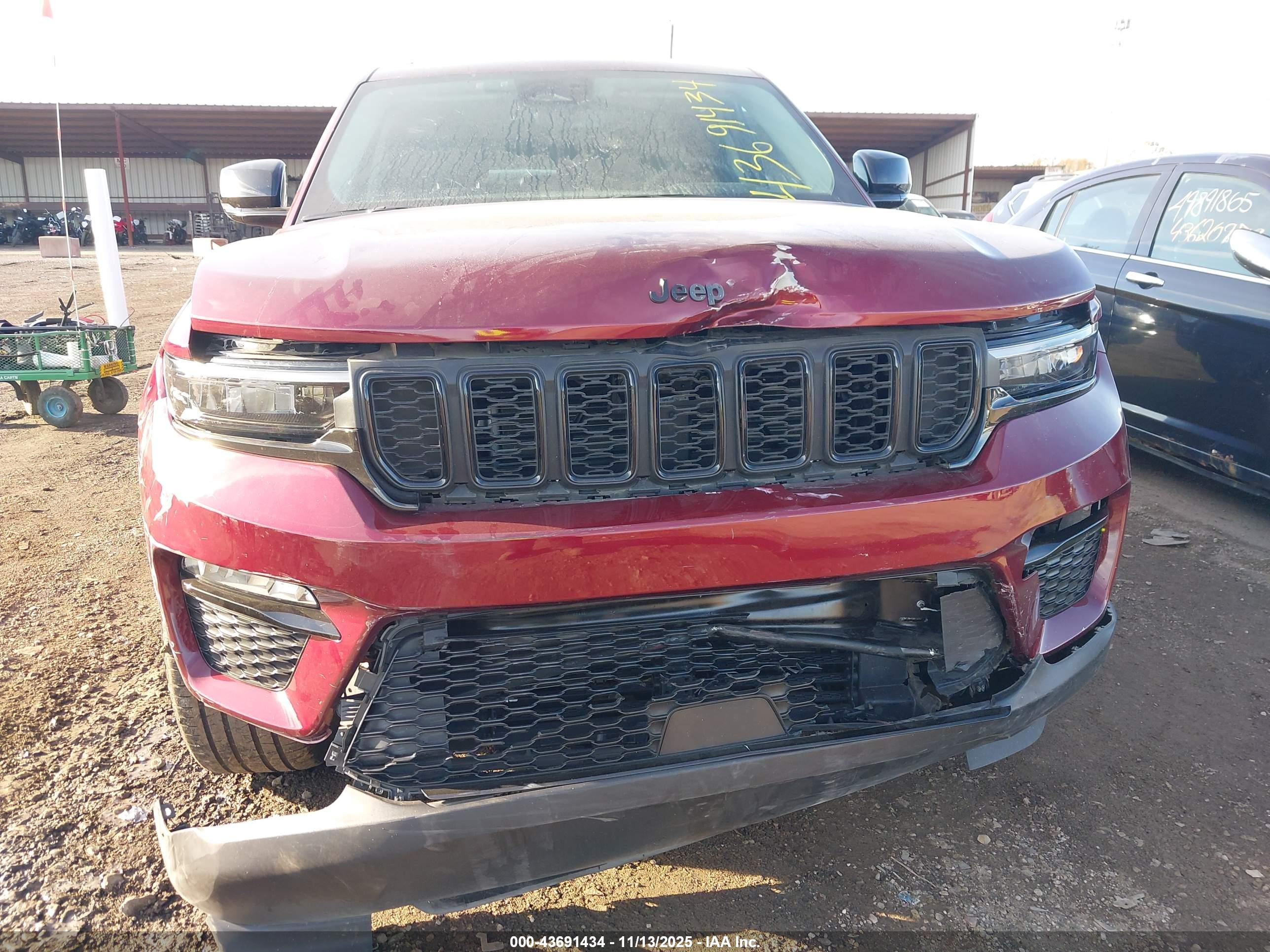 JEEP GRAND image 6