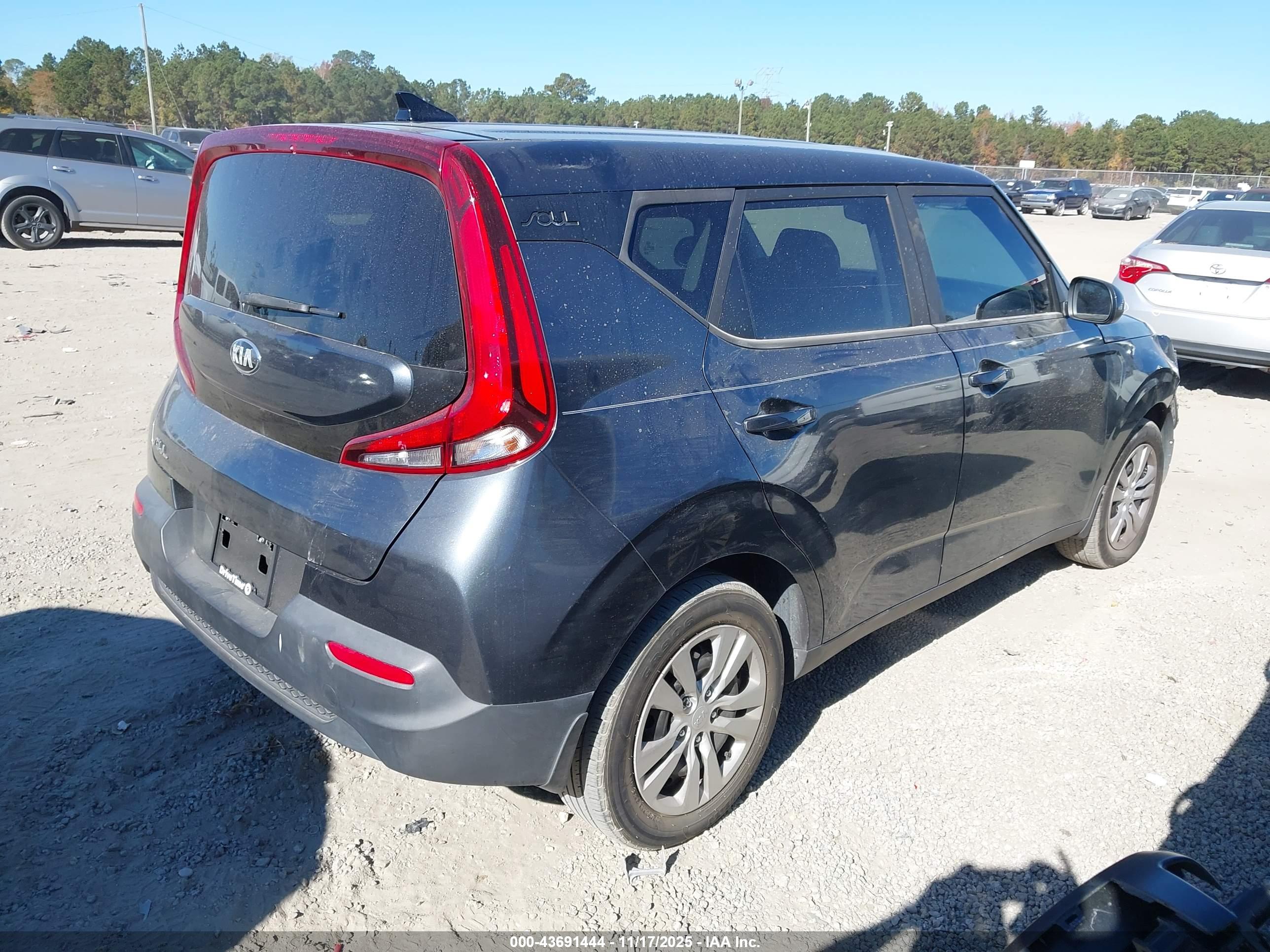 KIA SOUL image 4
