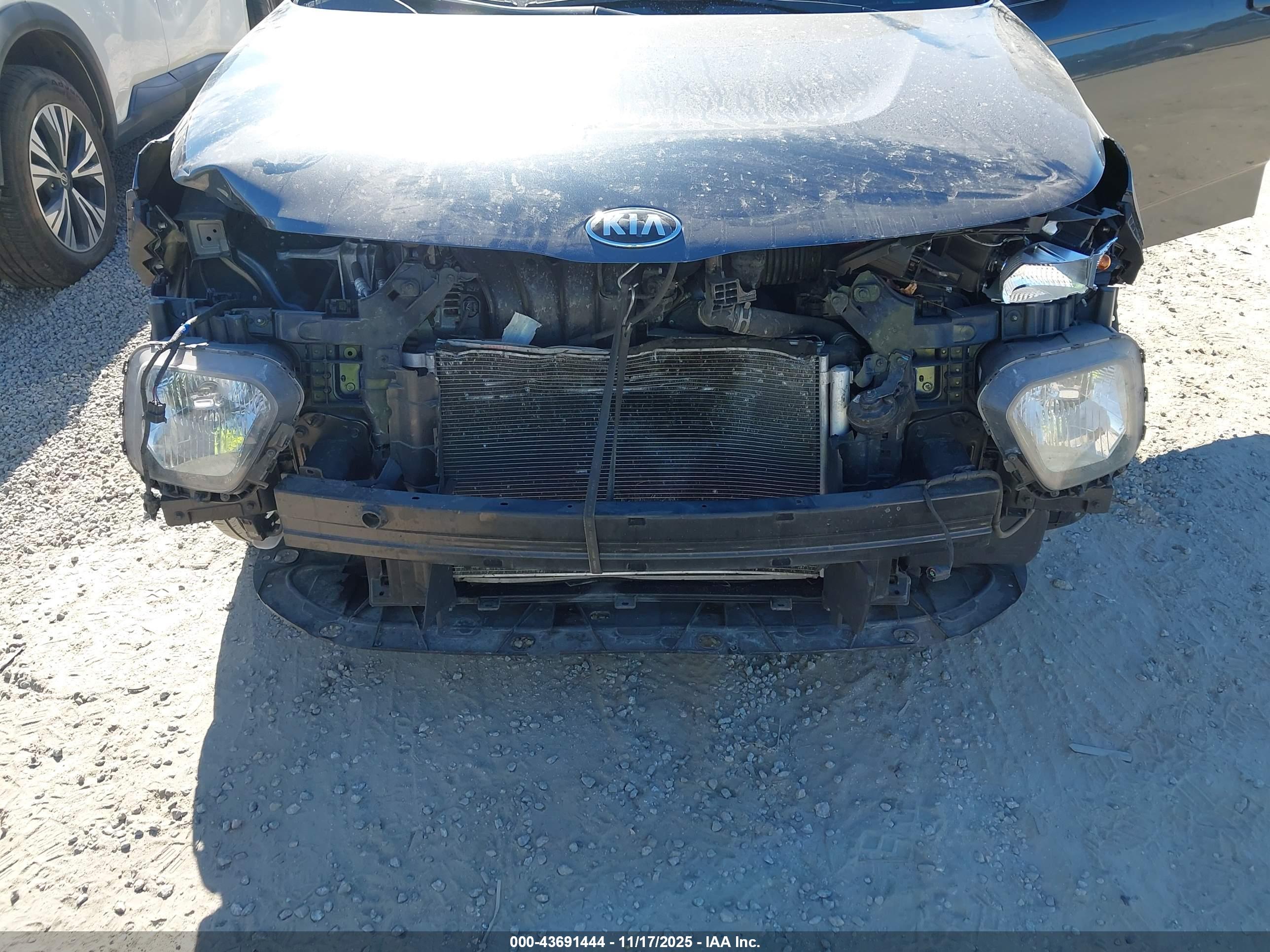 KIA SOUL image 6