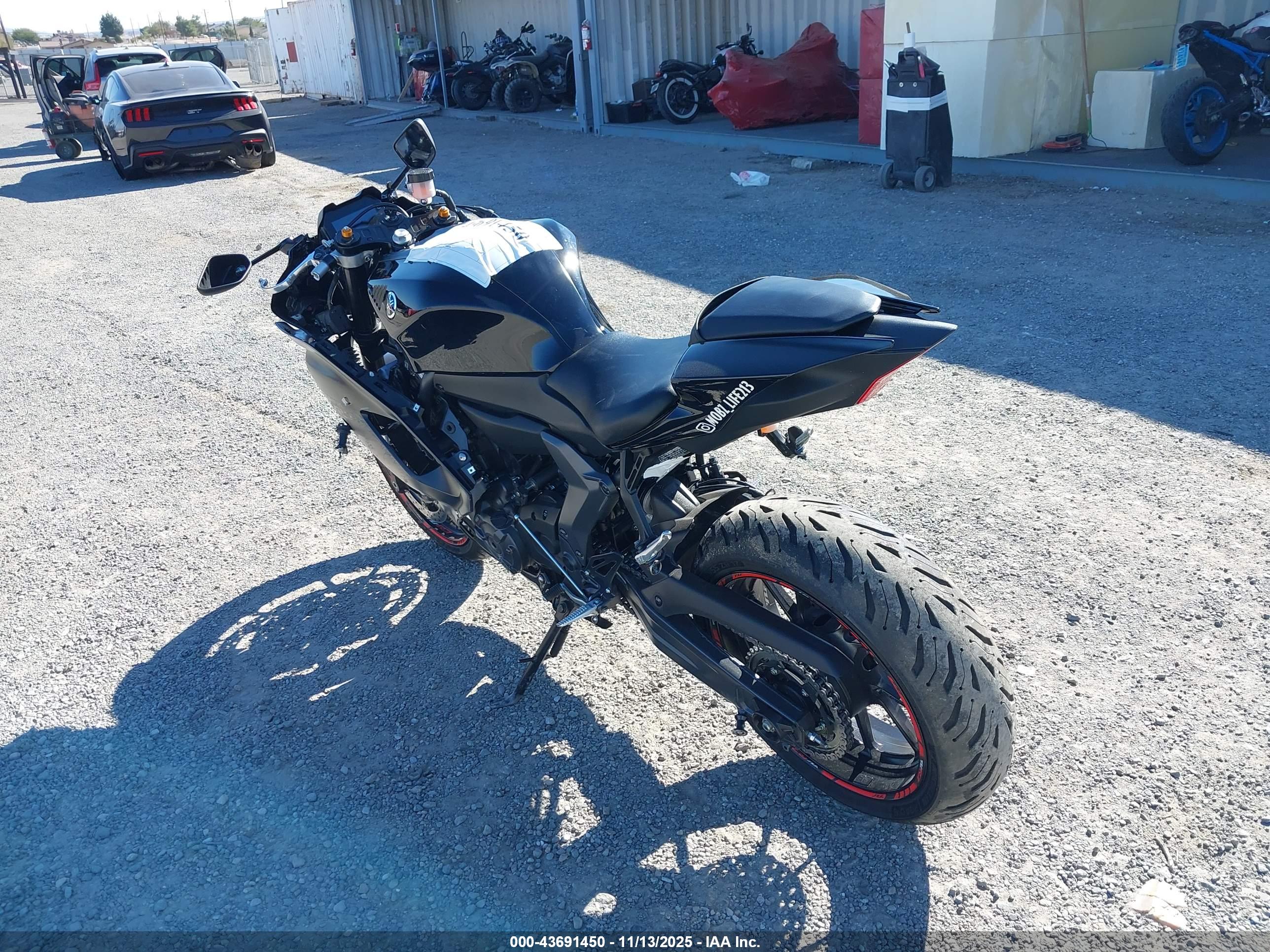 YAMAHA YZFR7 image 3