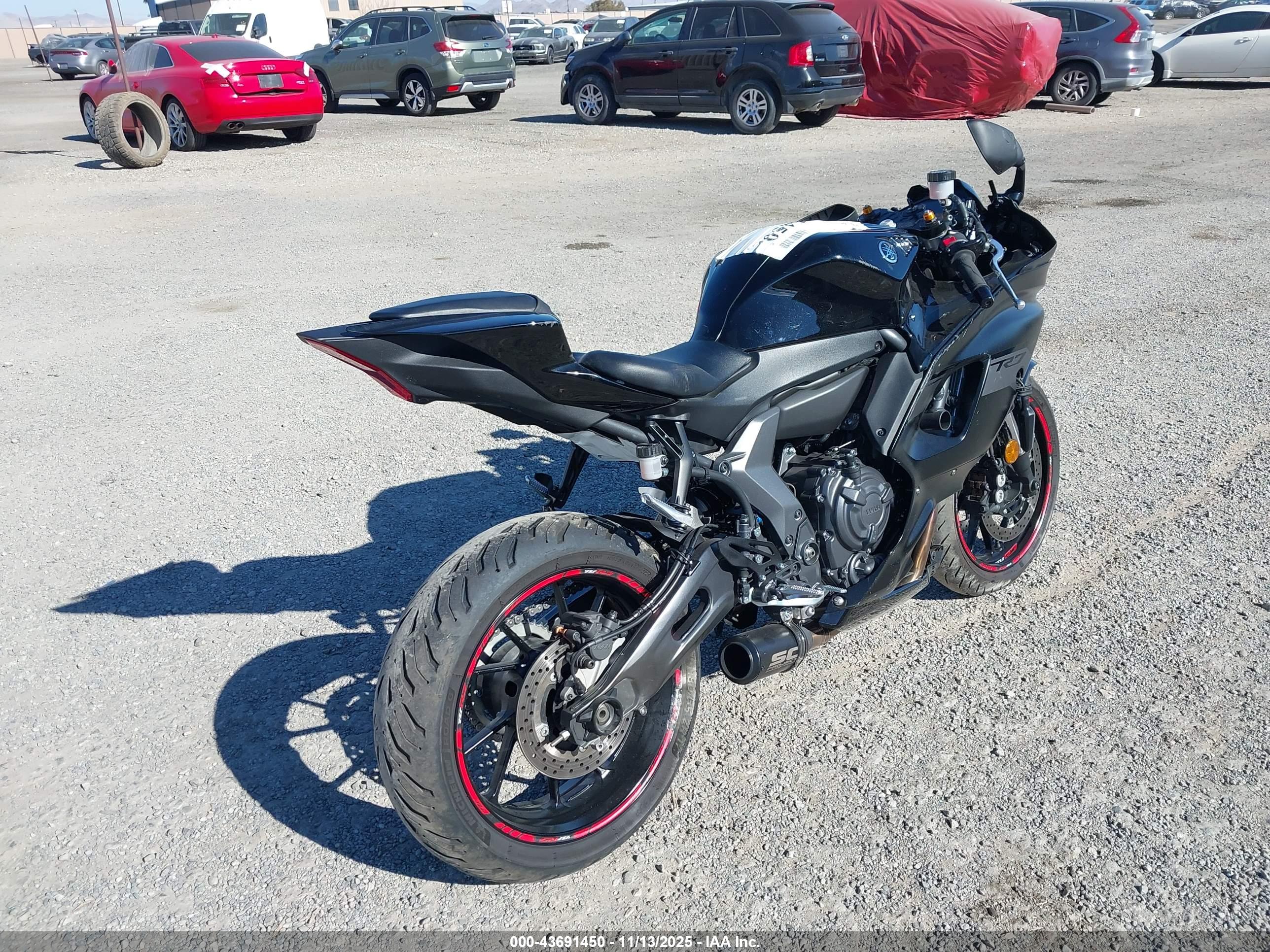 YAMAHA YZFR7 image 4
