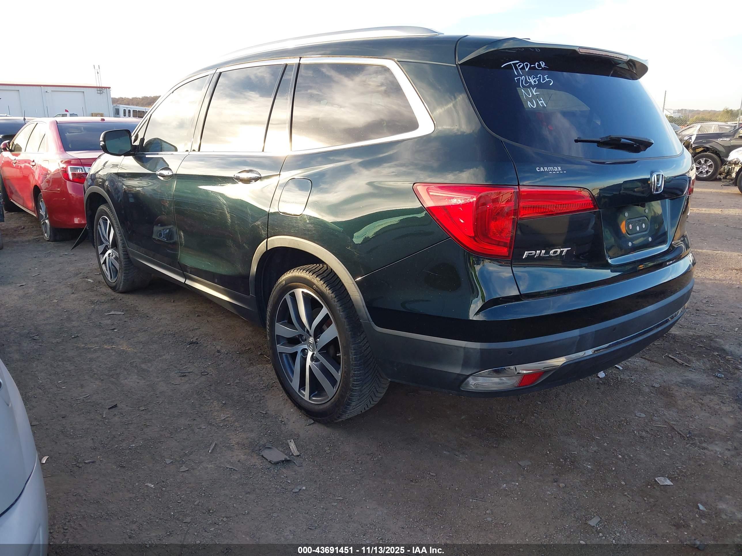 HONDA PILOT image 3