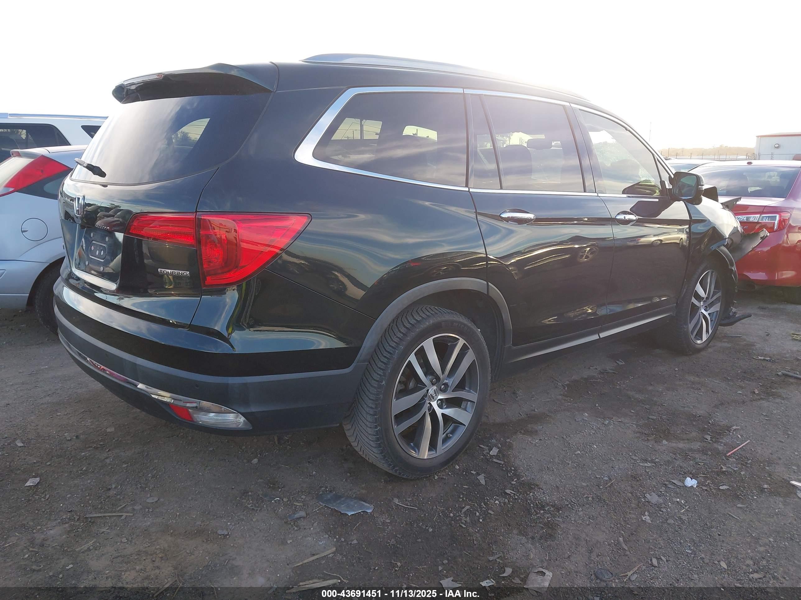HONDA PILOT image 4