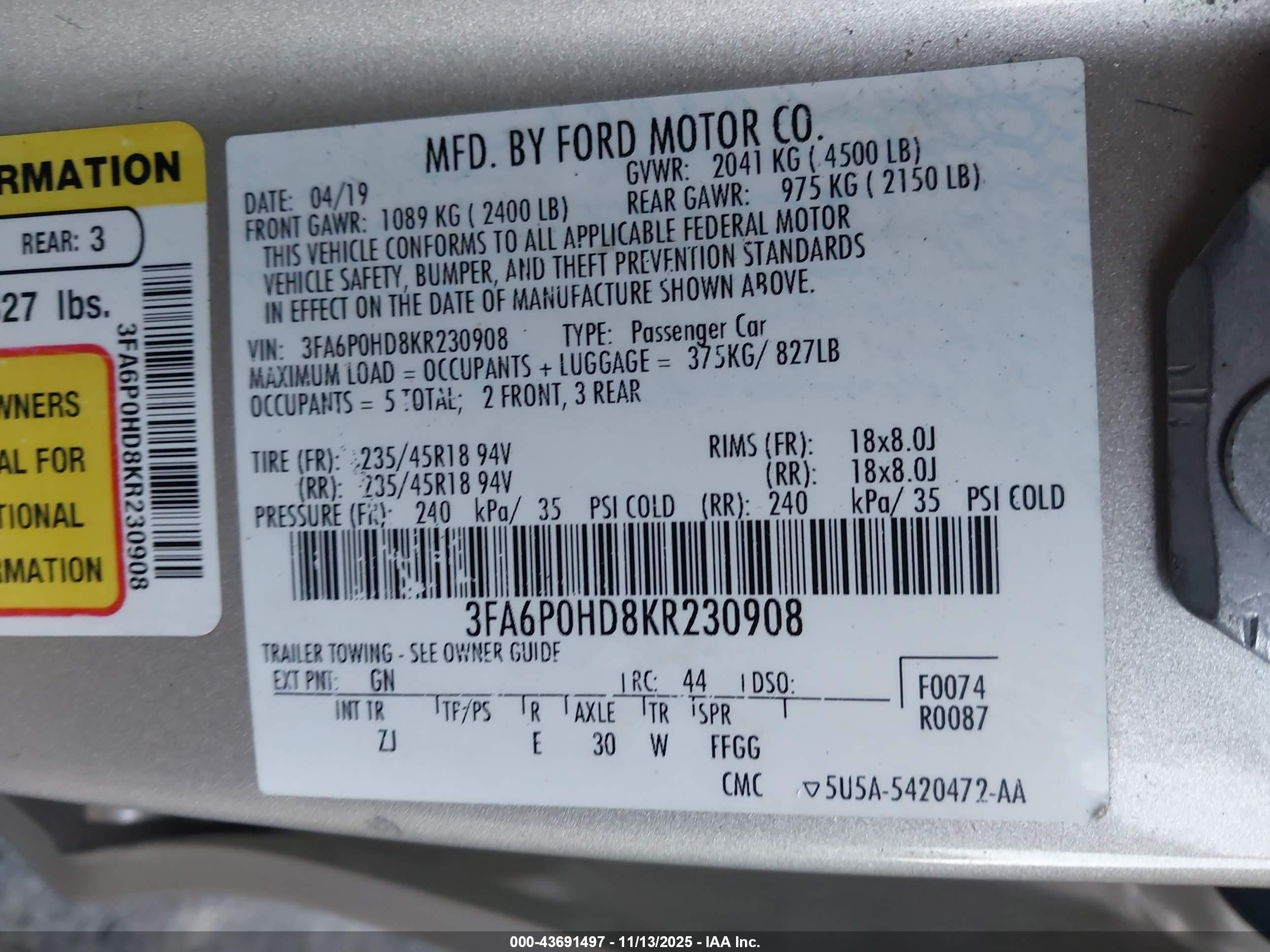 FORD FUSION image 9