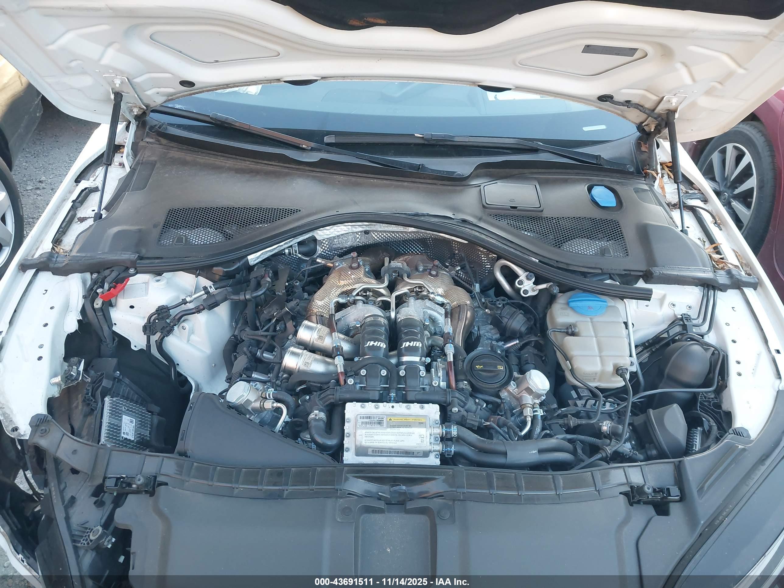 AUDI S7 image 10