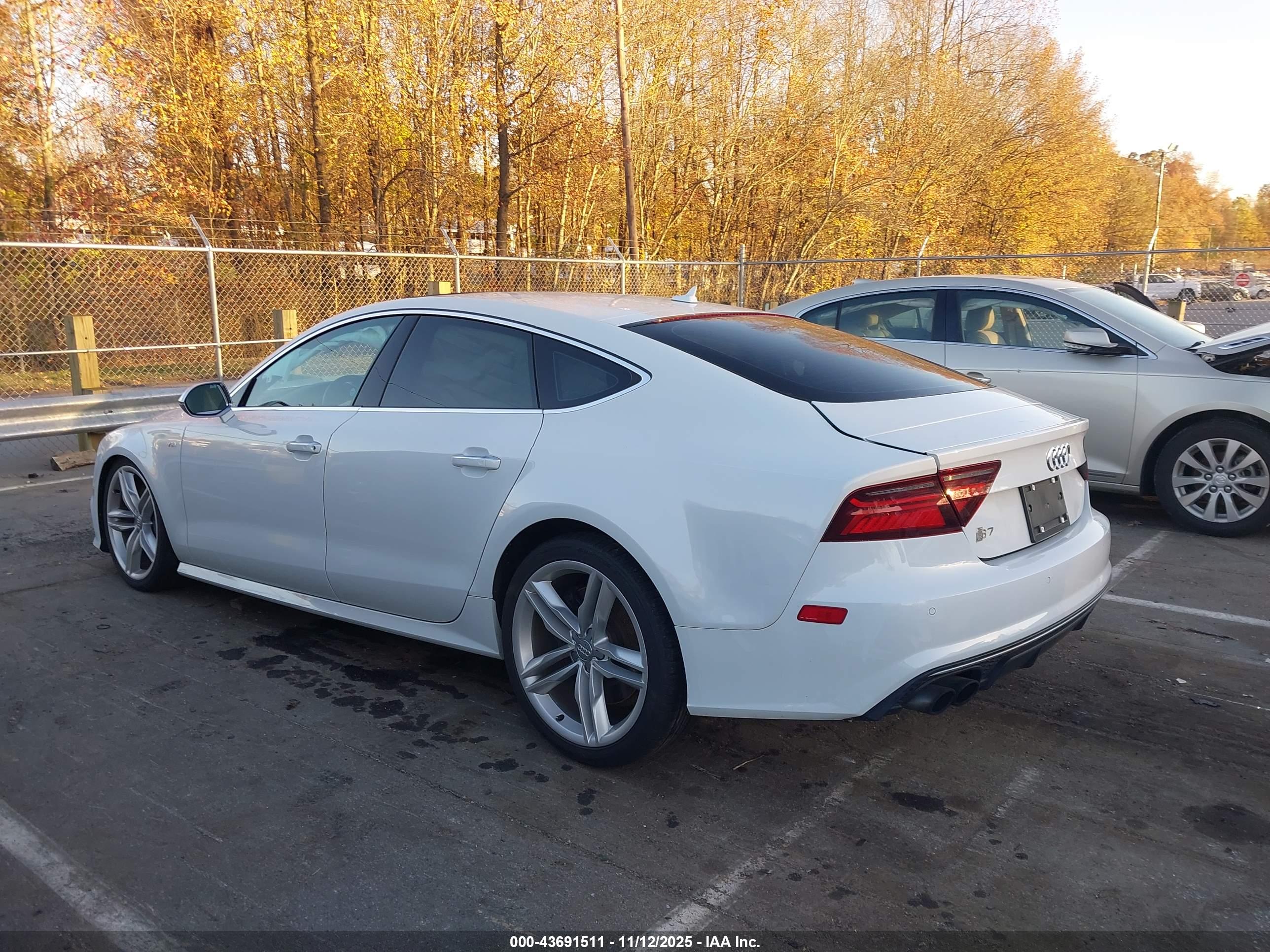 AUDI S7 image 3