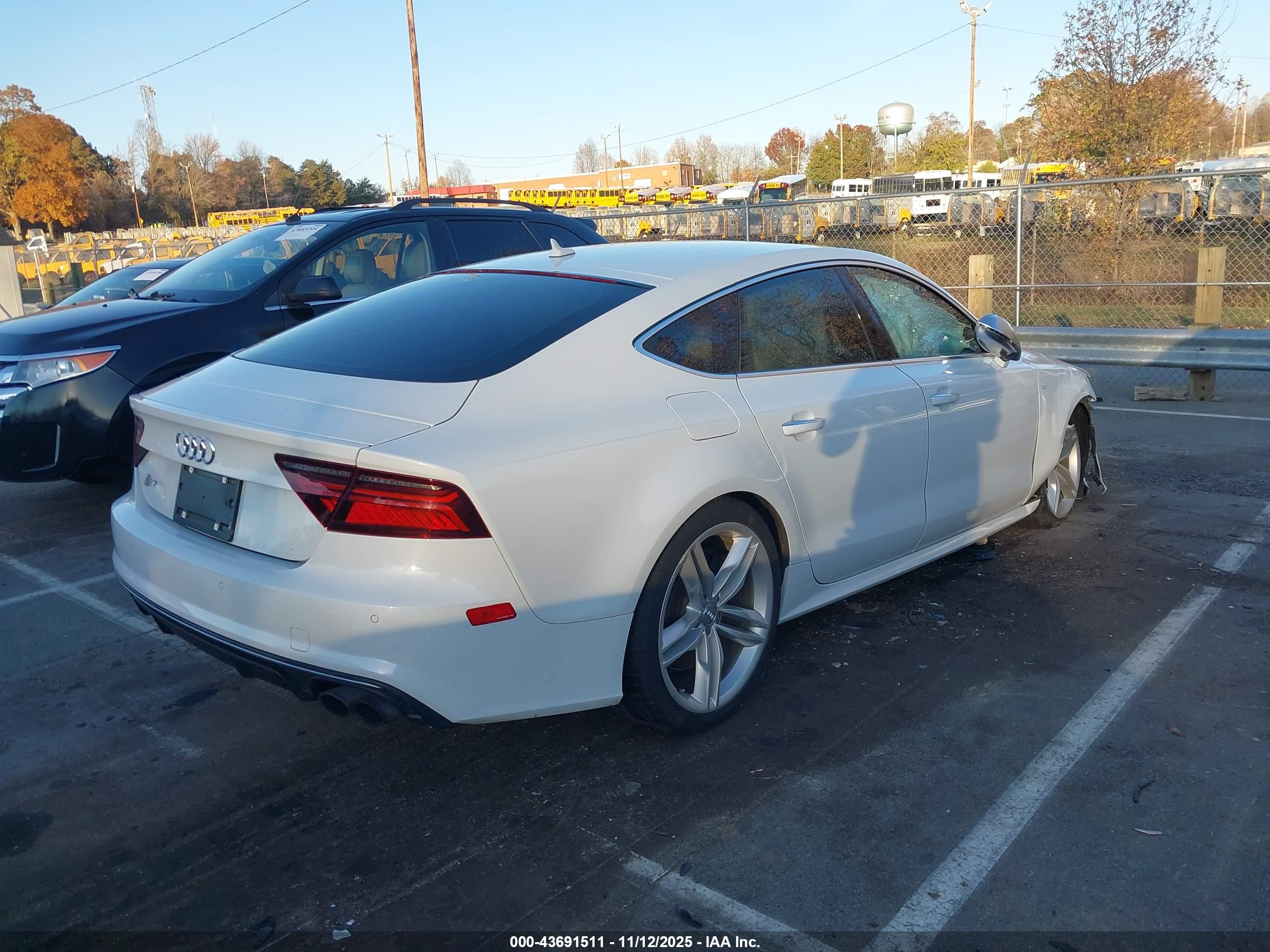 AUDI S7 image 4