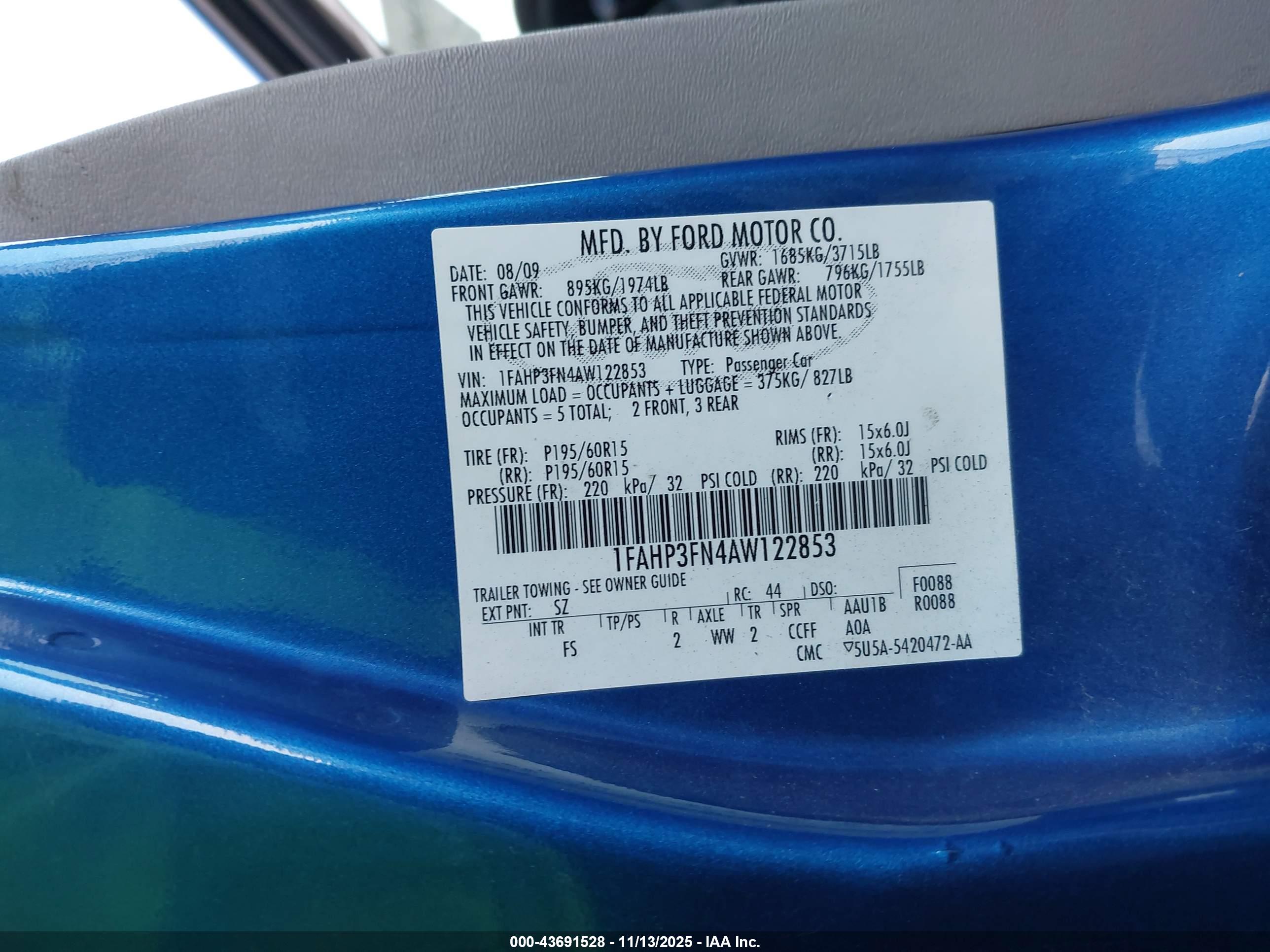 FORD FOCUS image 9