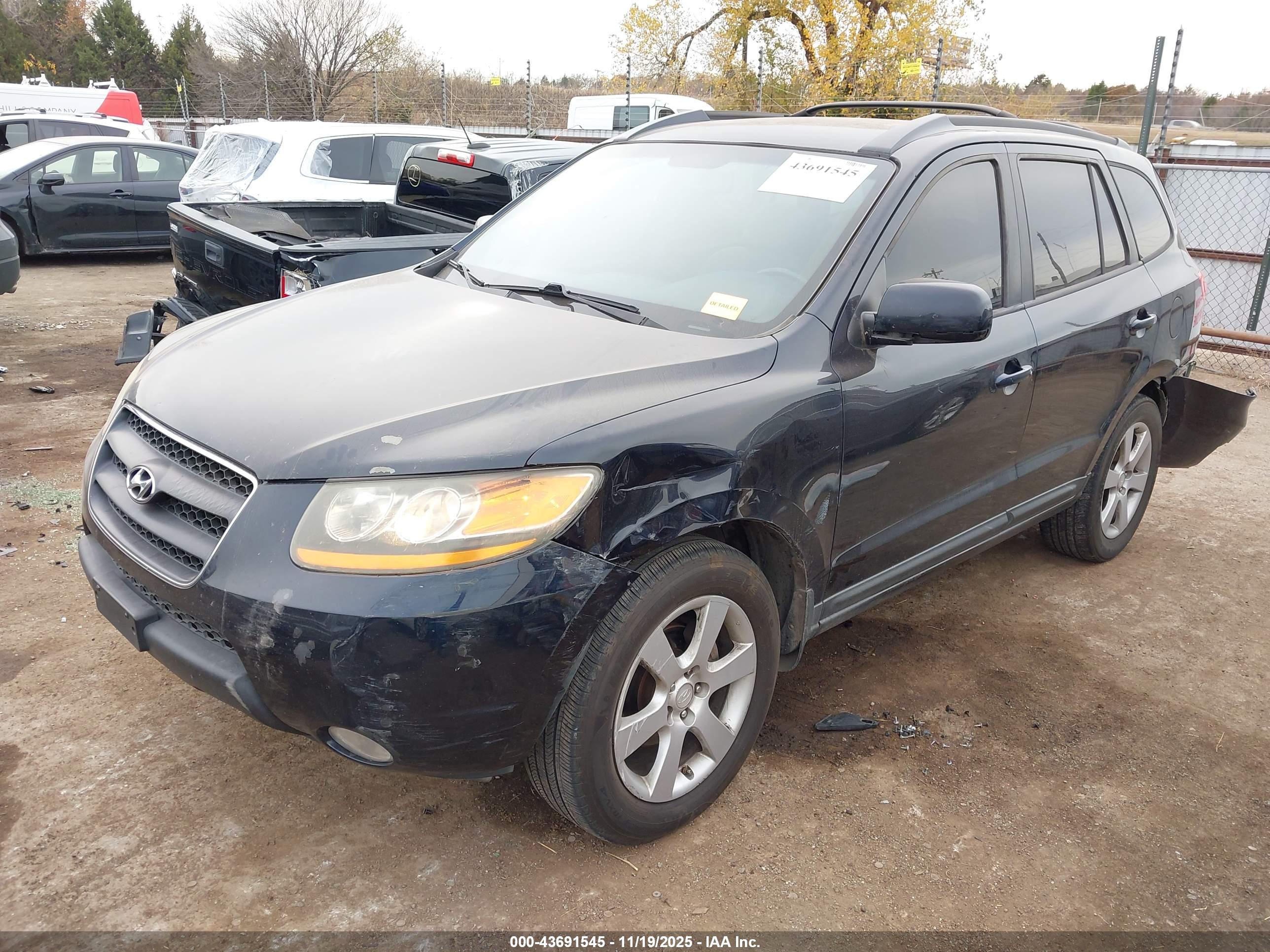 HYUNDAI SANTA image 2