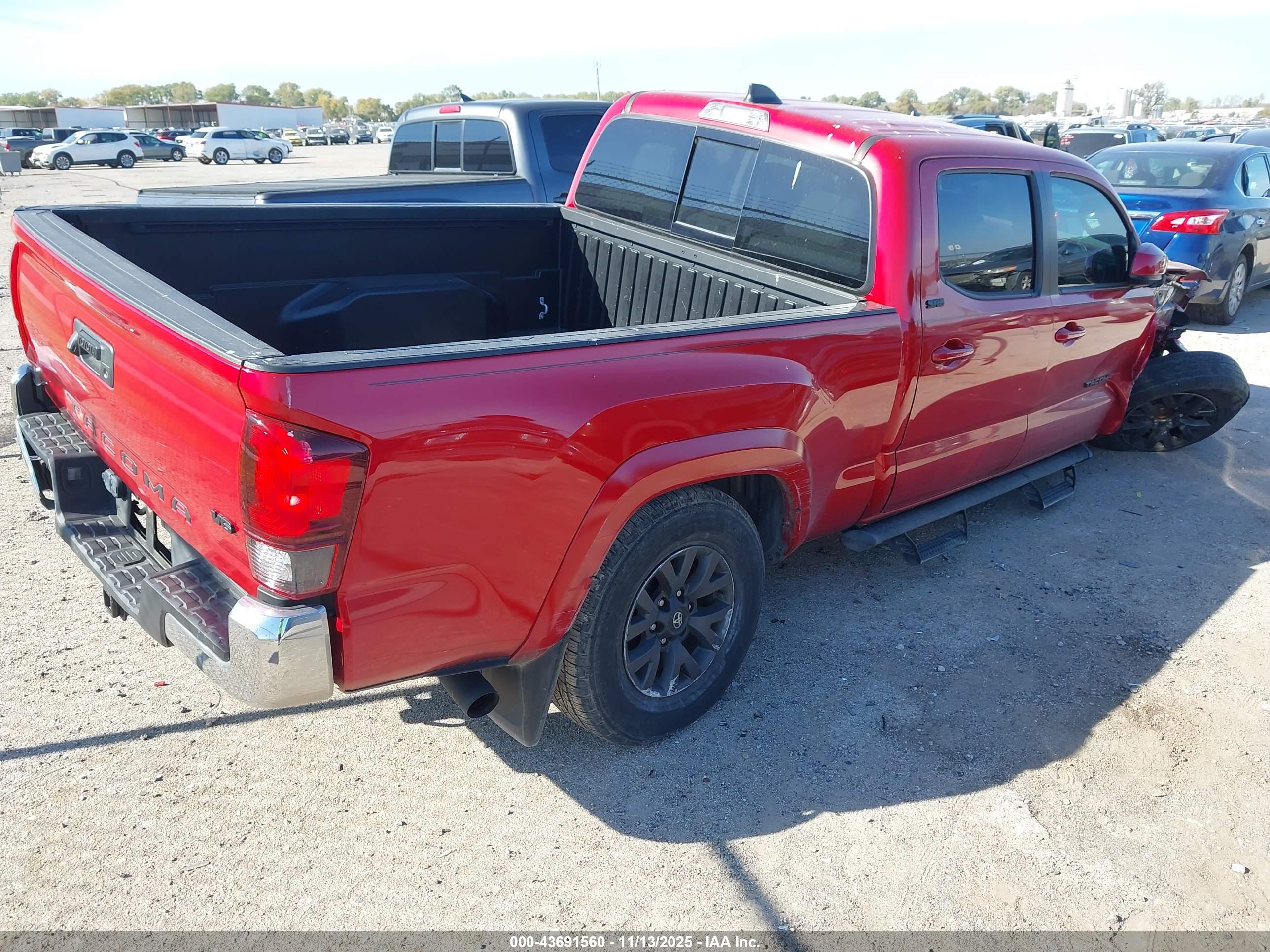 TOYOTA TACOMA image 4