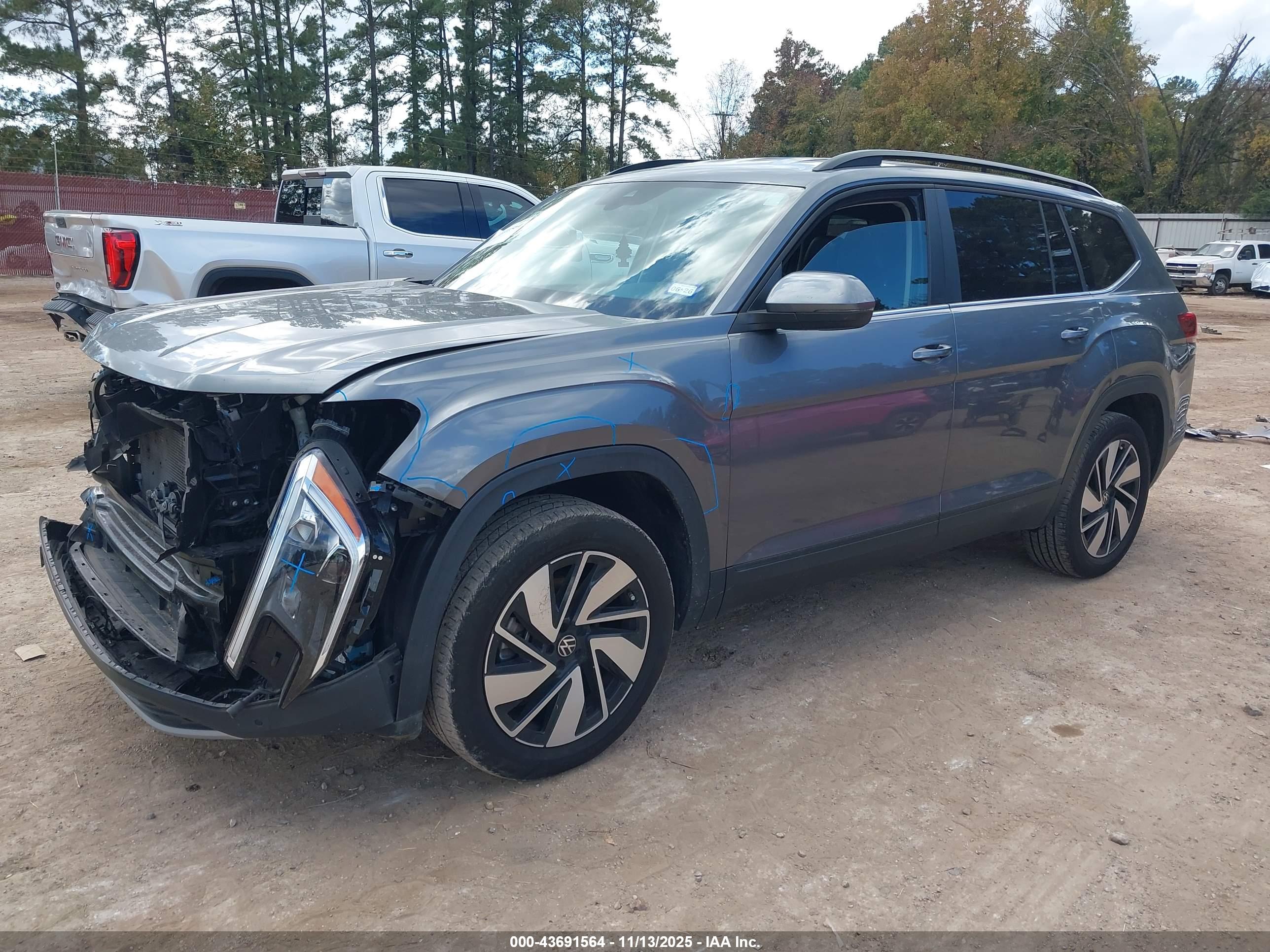 VOLKSWAGEN ATLAS image 2