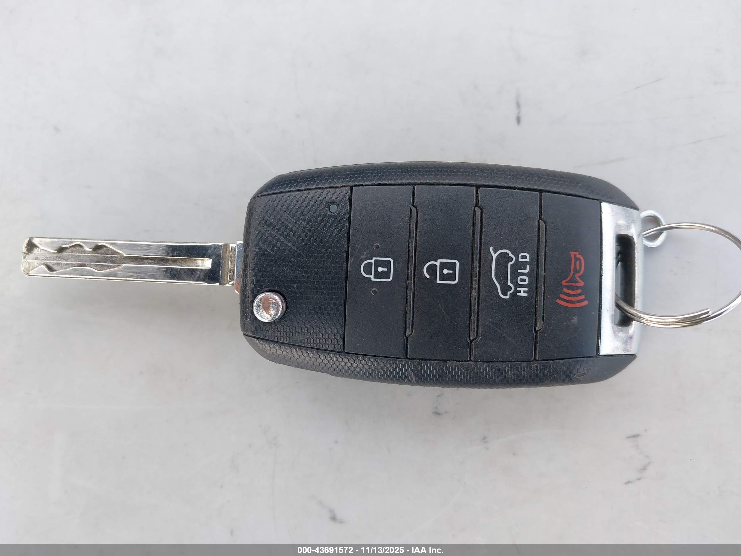 KIA SOUL image 11