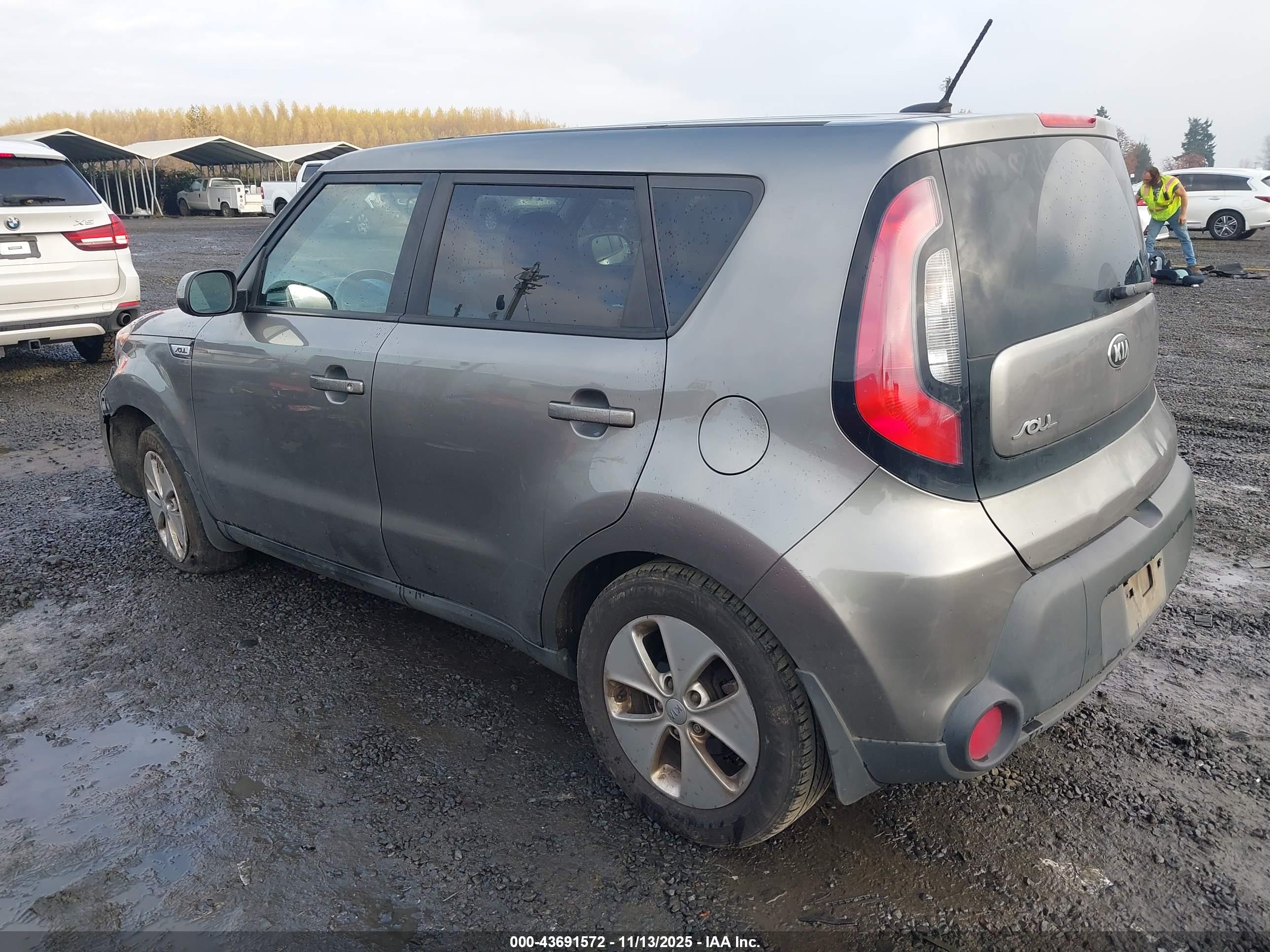 KIA SOUL image 3