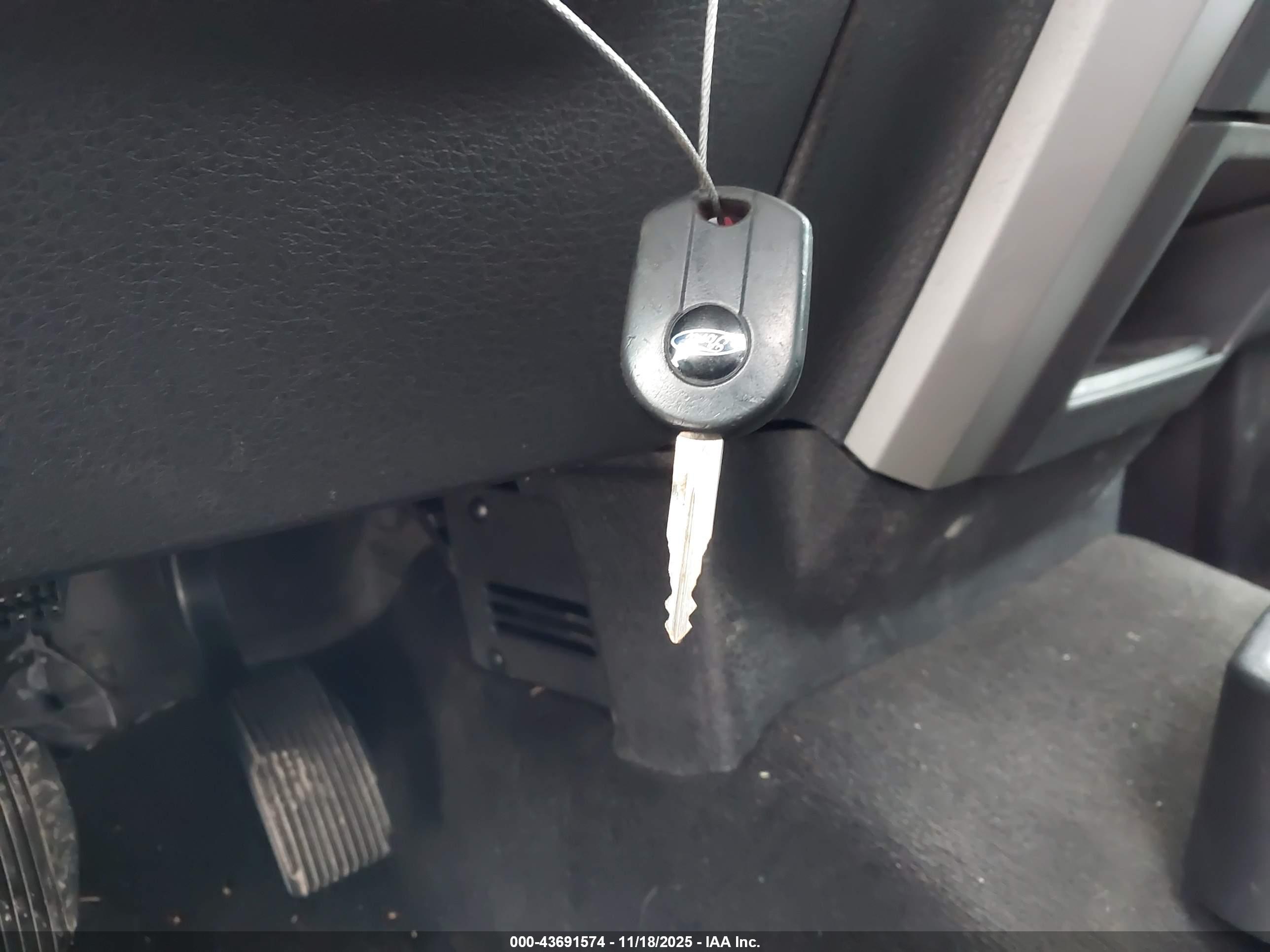 FORD F-150 image 11