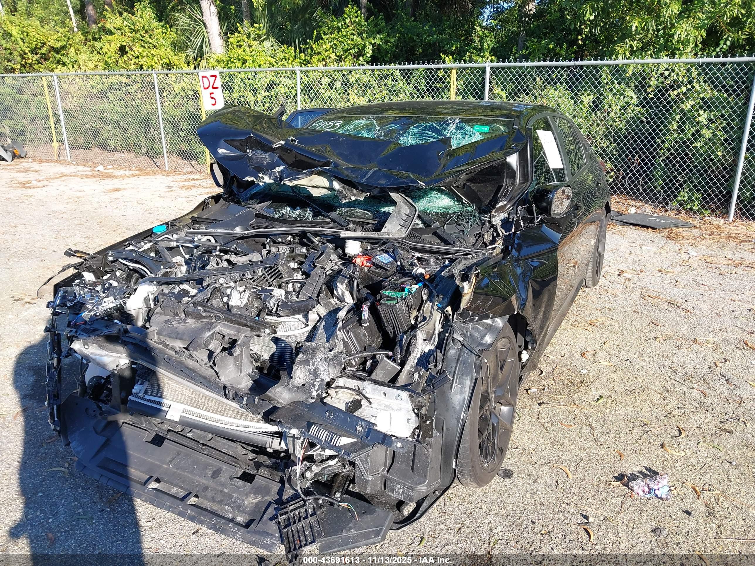 HONDA CIVIC image 6