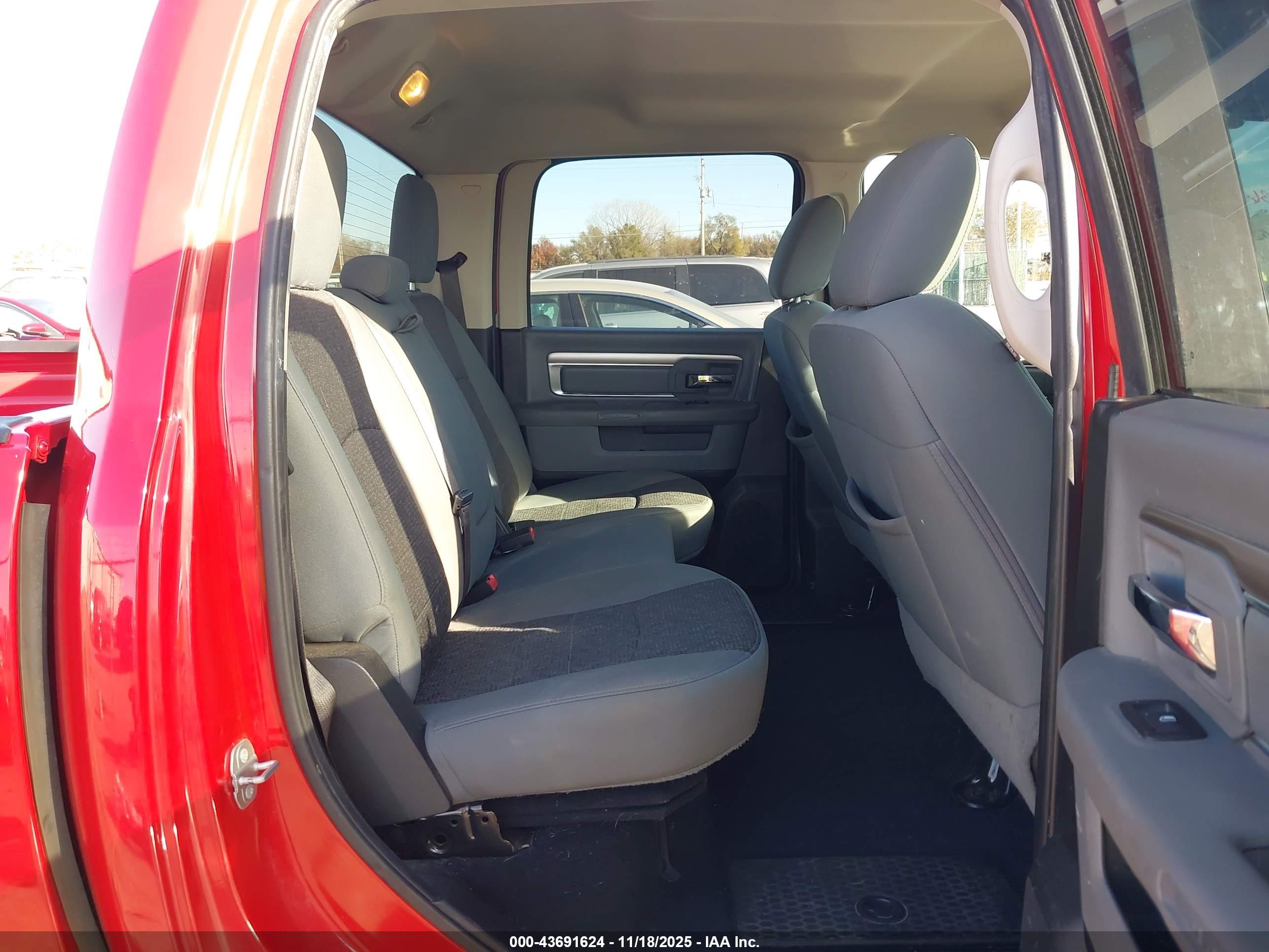 RAM 1500 image 8